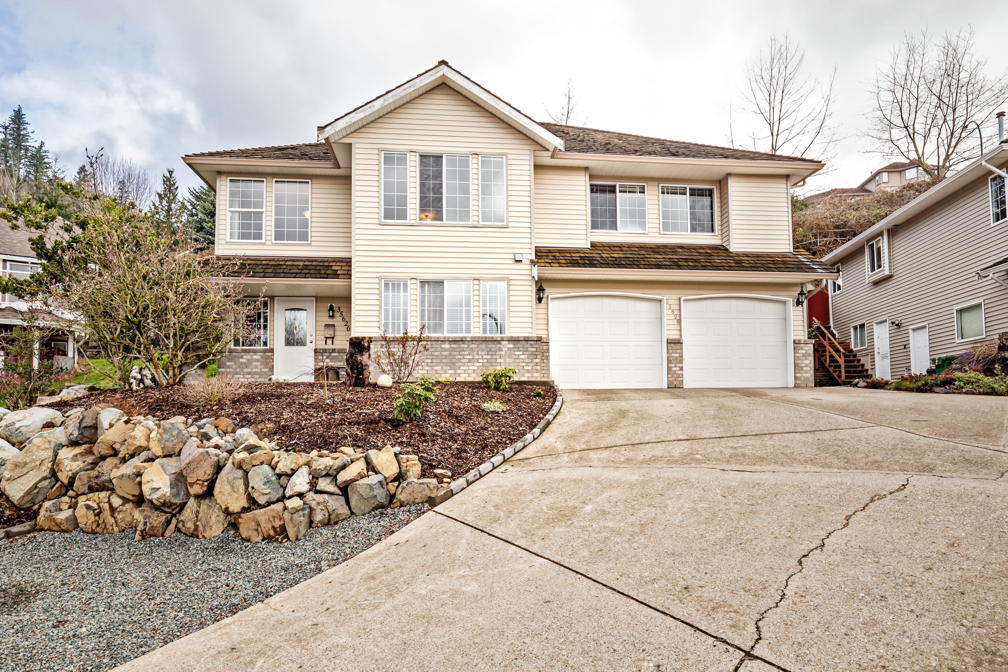 35626 Dina Place, Abbotsford