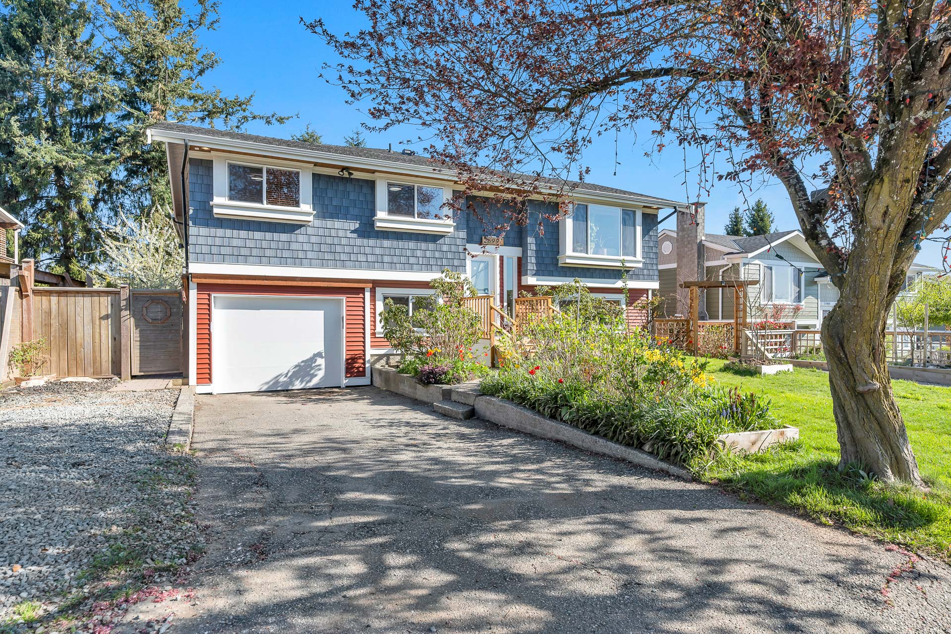 26997 27B Avenue, Aldergrove