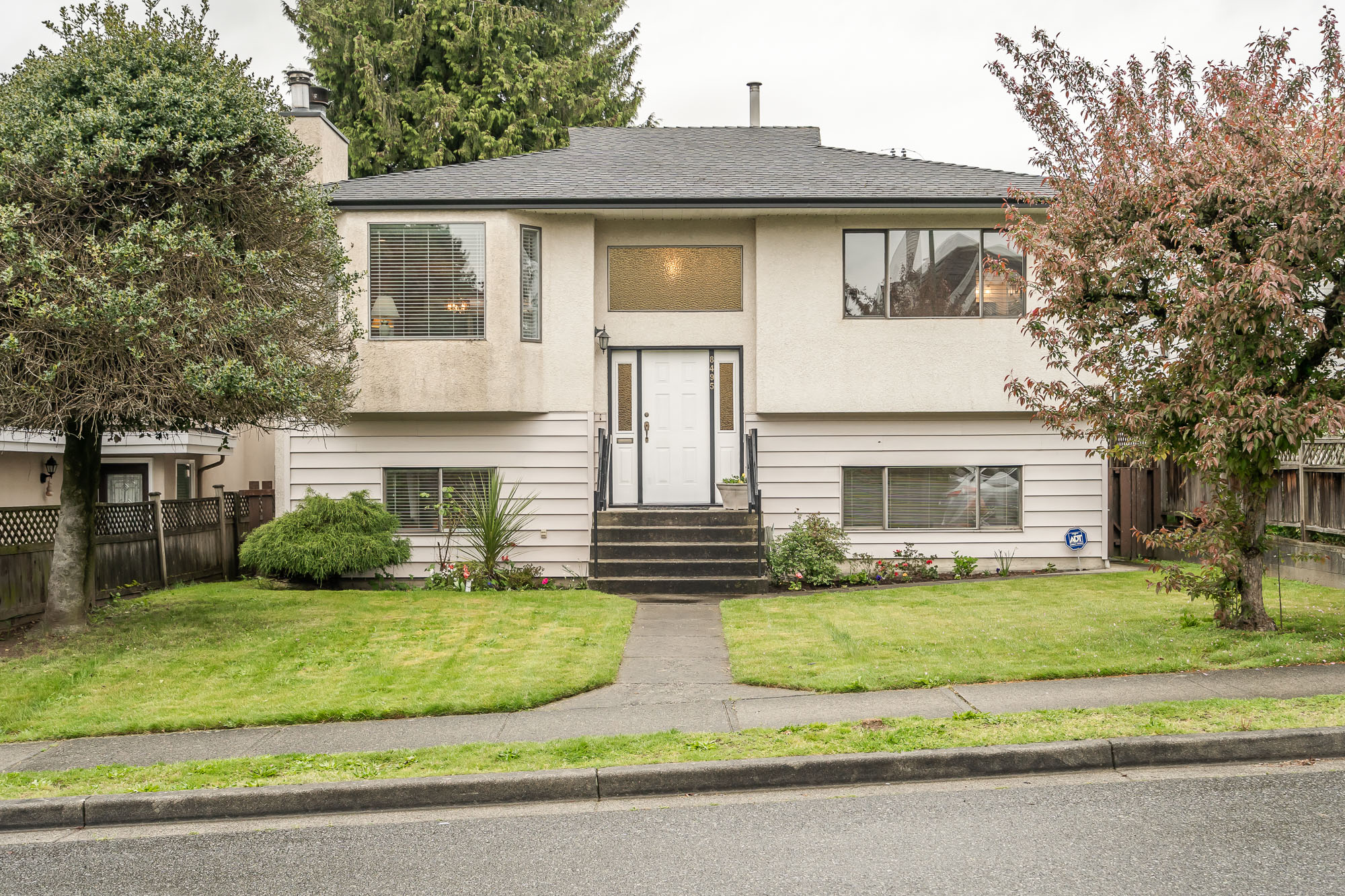 8495 Montcalm Street, Vancouver