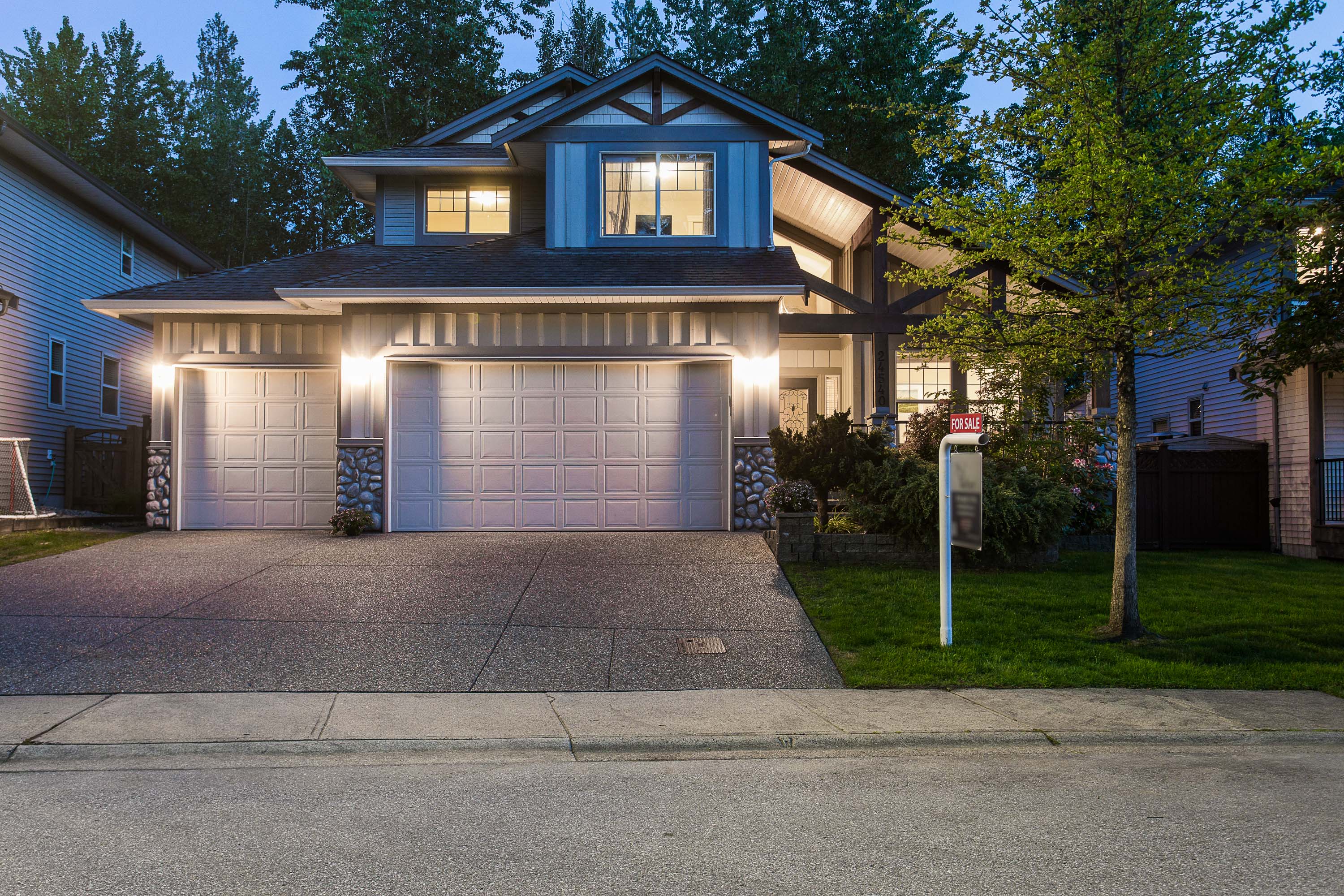 24540 106B Avenue, Maple Ridge