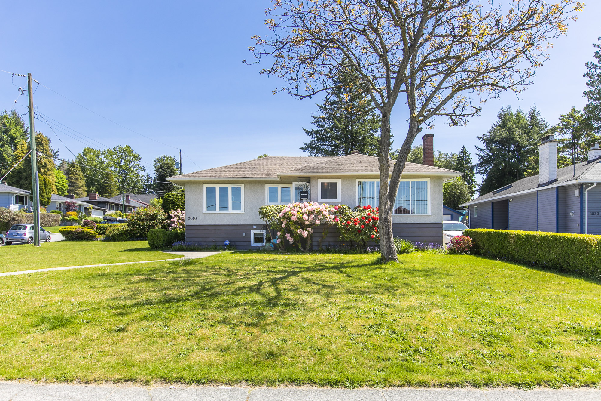 2010 Duthie Avenue, Burnaby