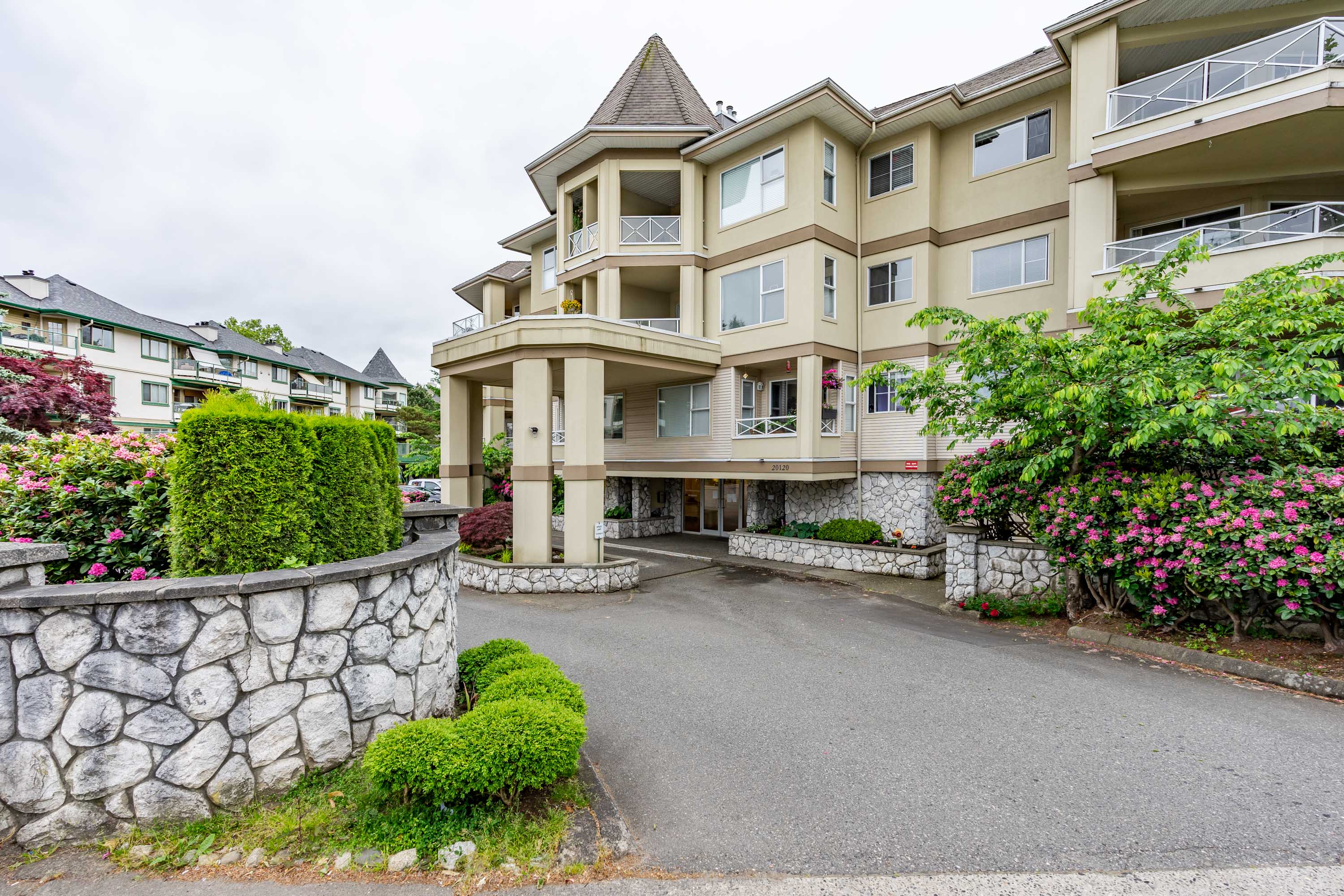 212 - 20120 56 Avenue, Langley