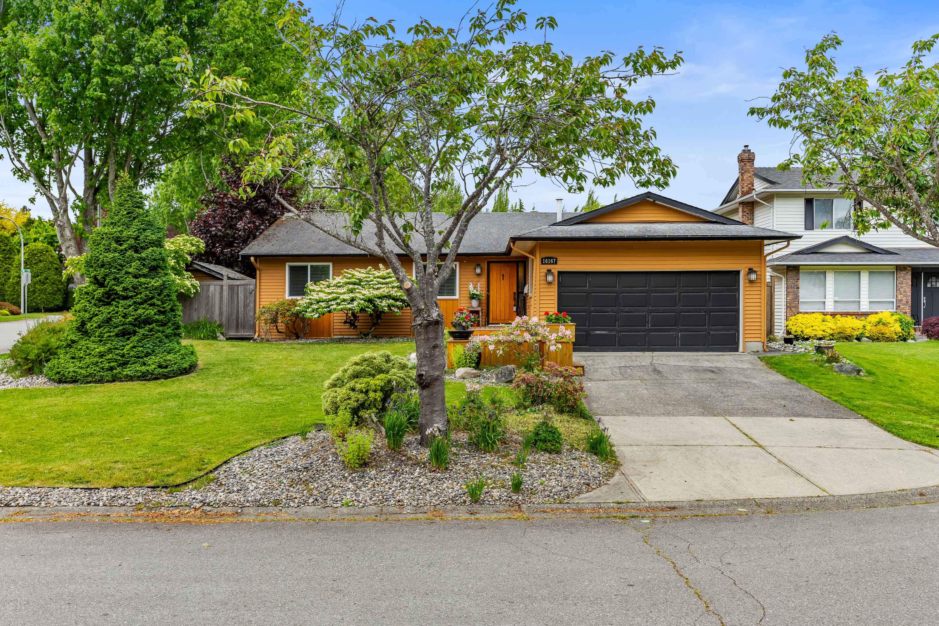 16167 11B Avenue, Surrey