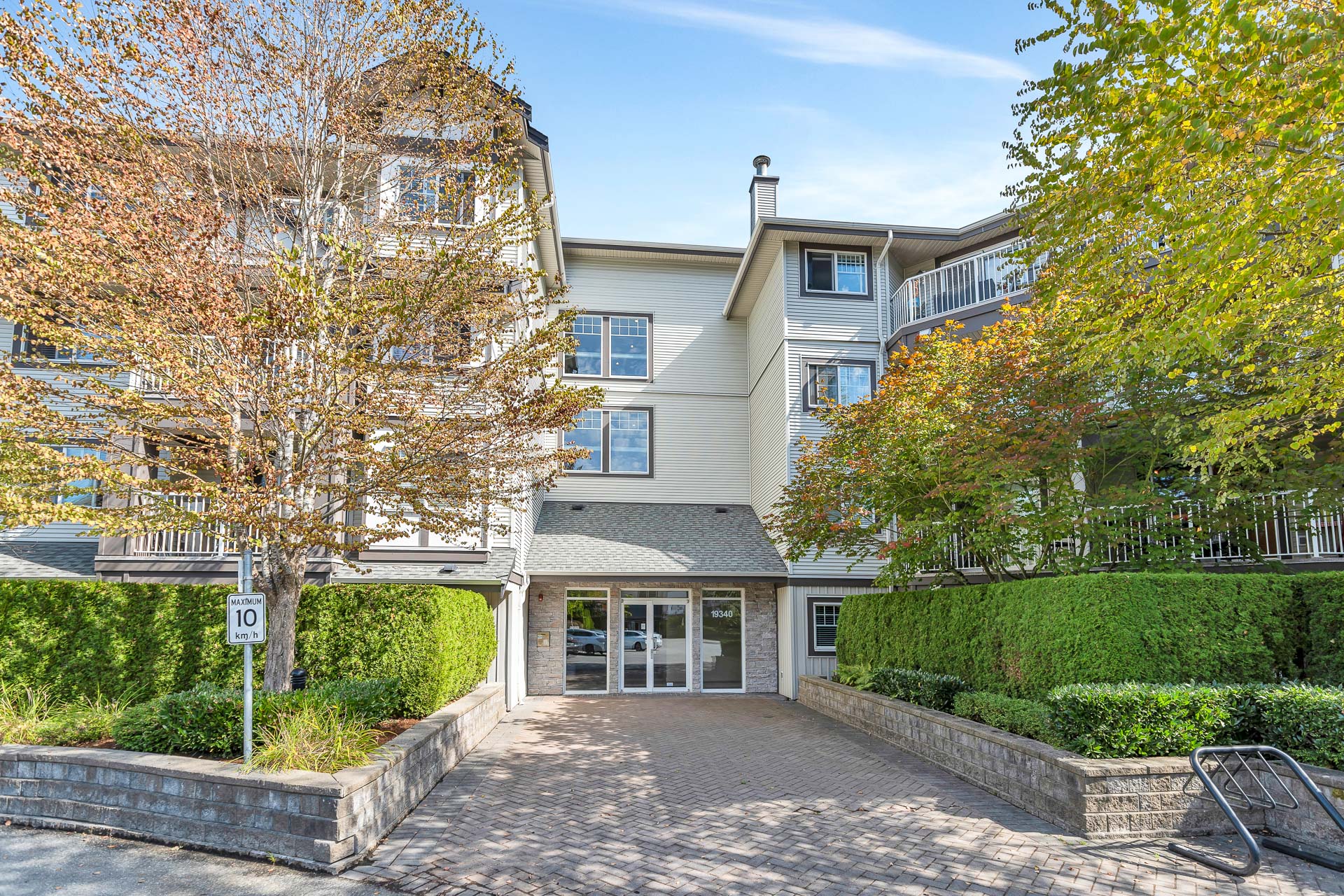 211 - 19340 65th Avenue, Surrey