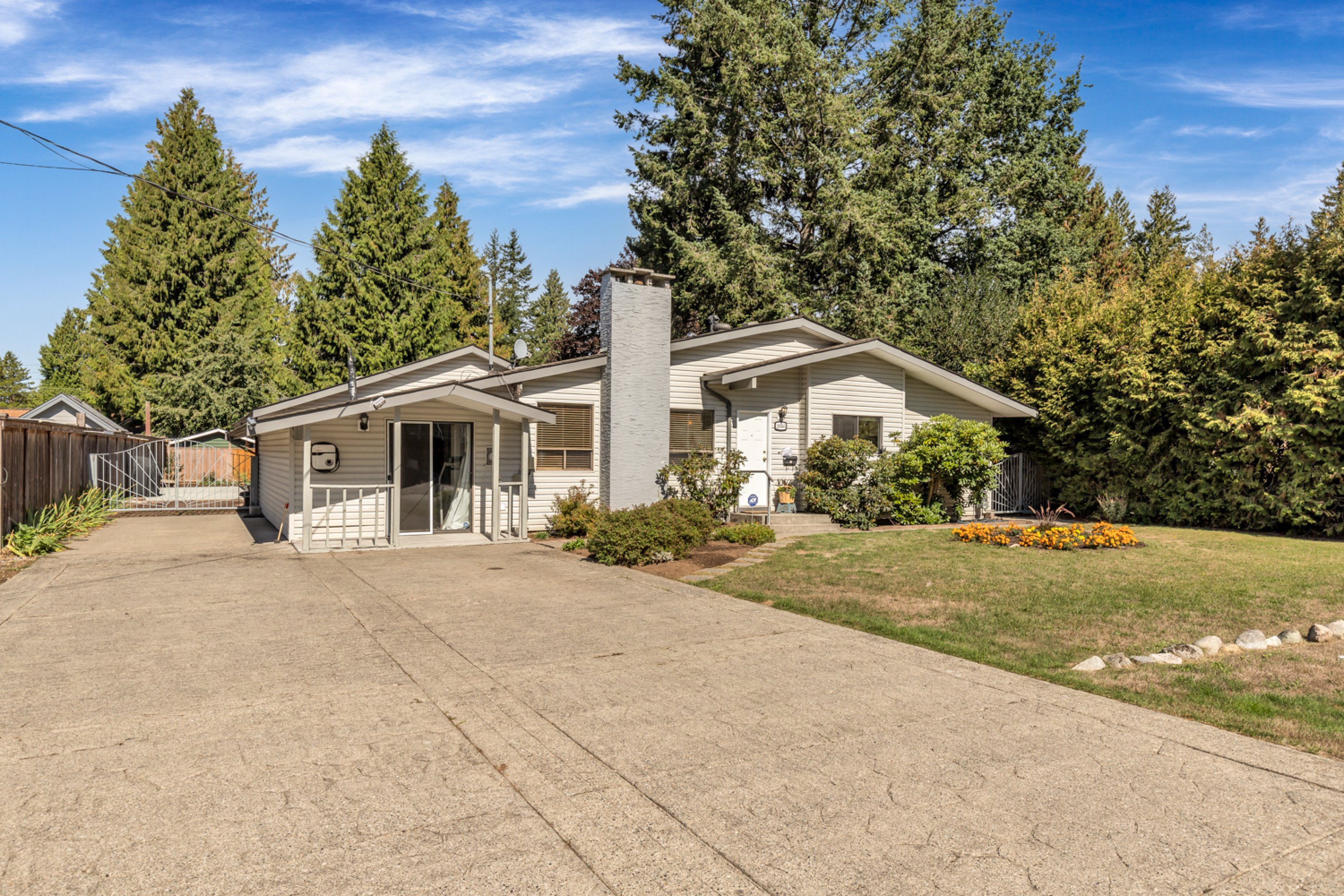 20563 42A Avenue, Langley