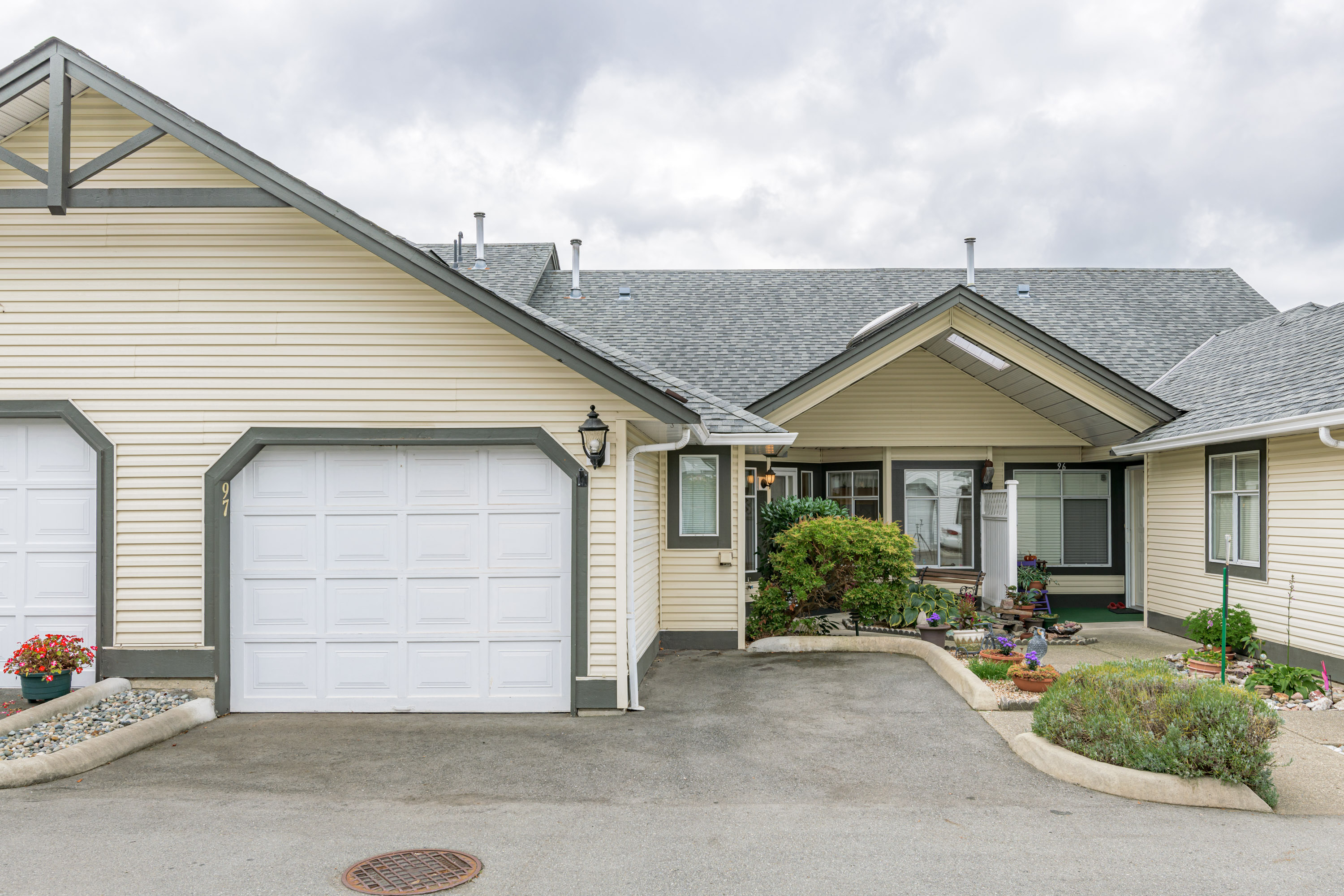 97 - 19649 53 Avenue, Langley