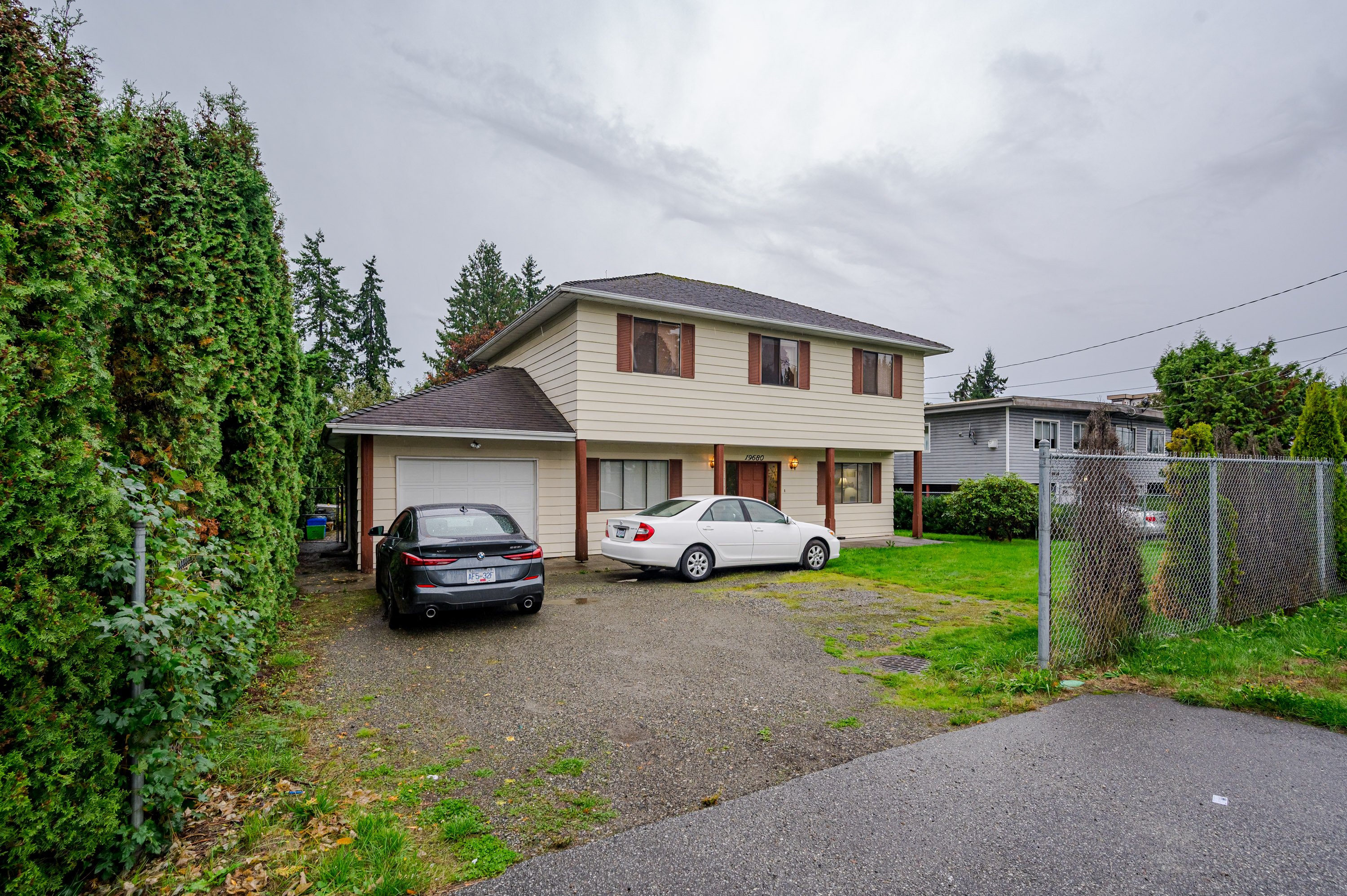 19680 56 Avenue, Langley