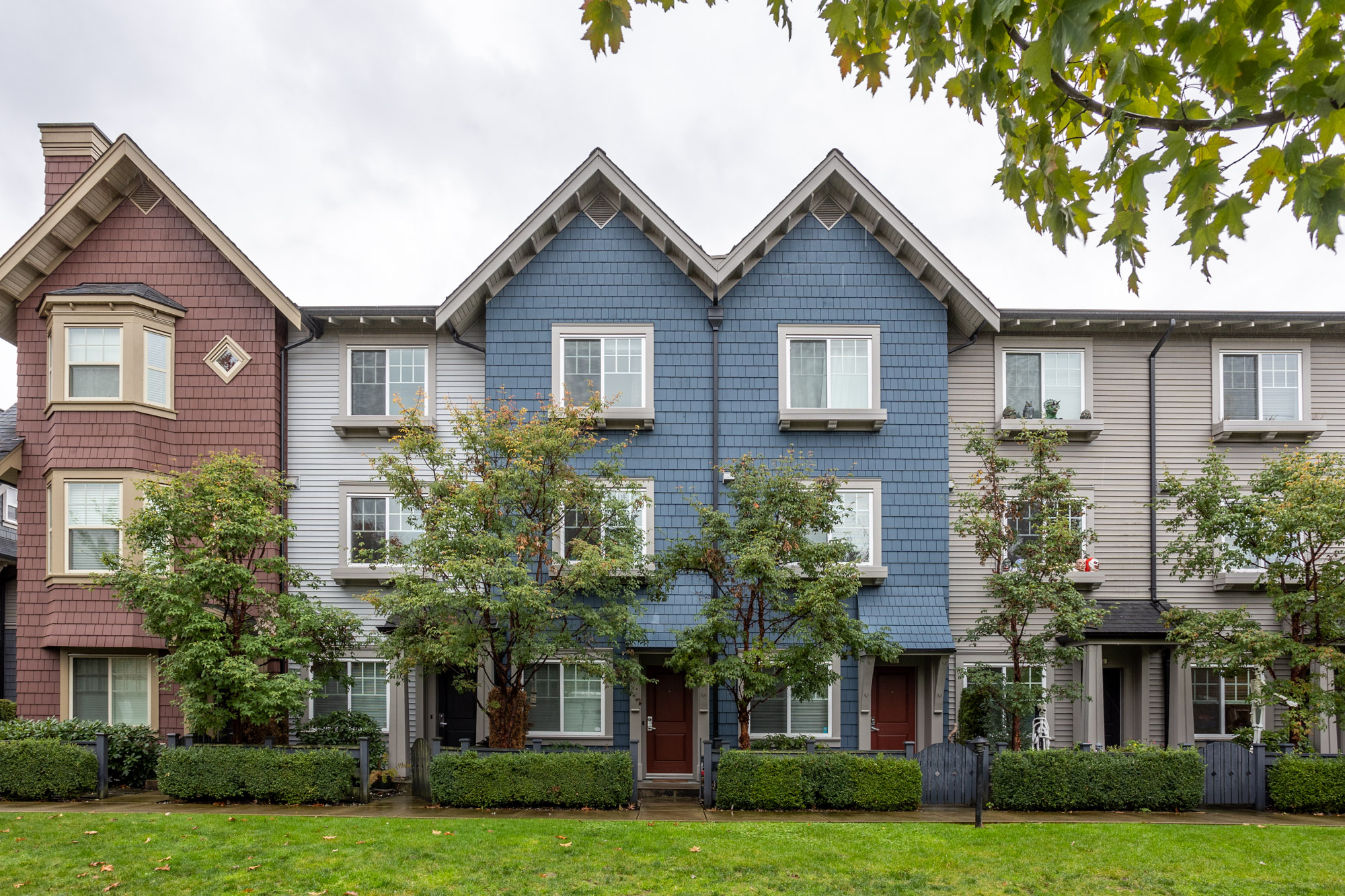 10 - 6450 187 Street, Surrey