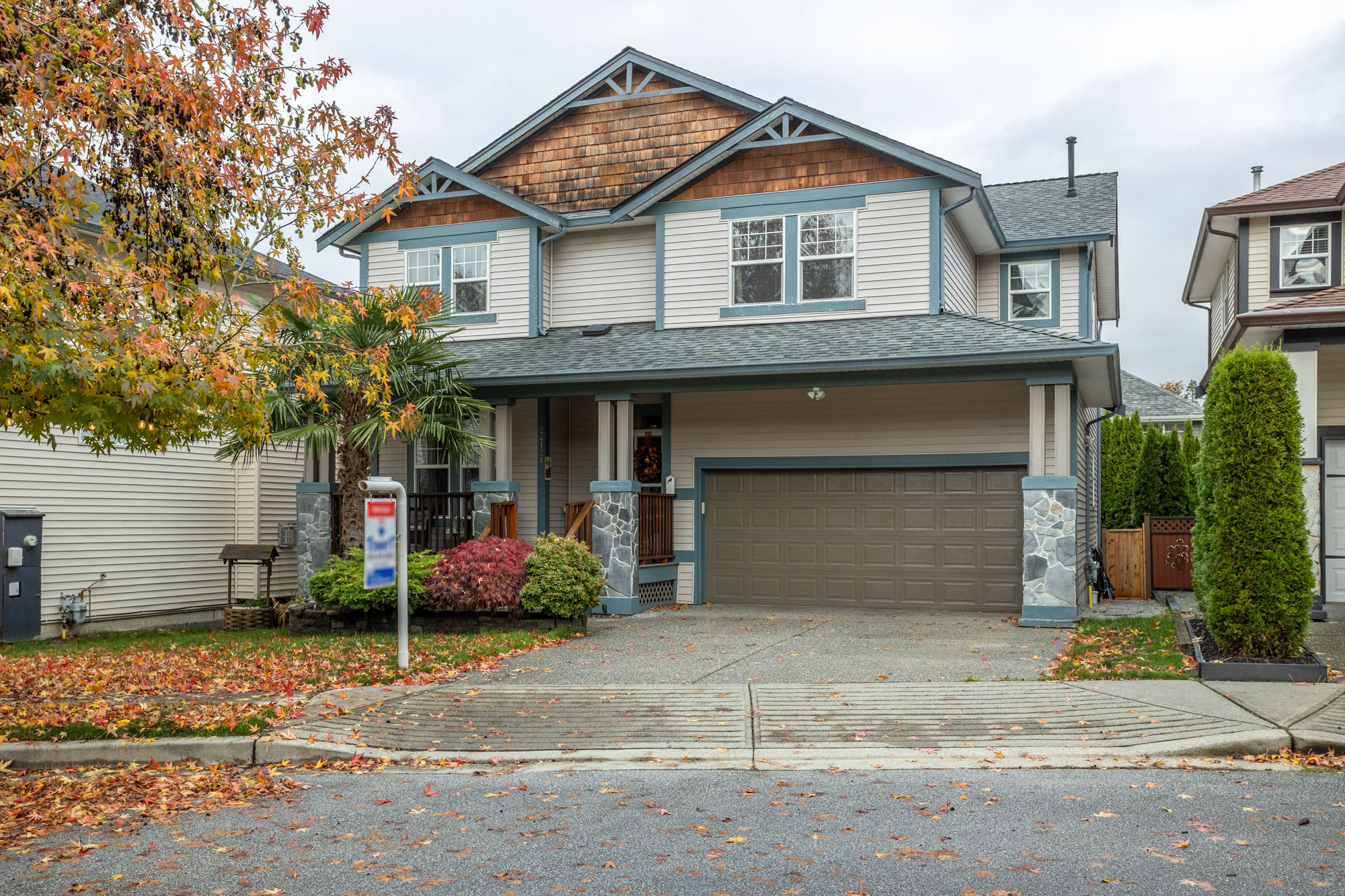 24121 Hill Avenue, Maple Ridge