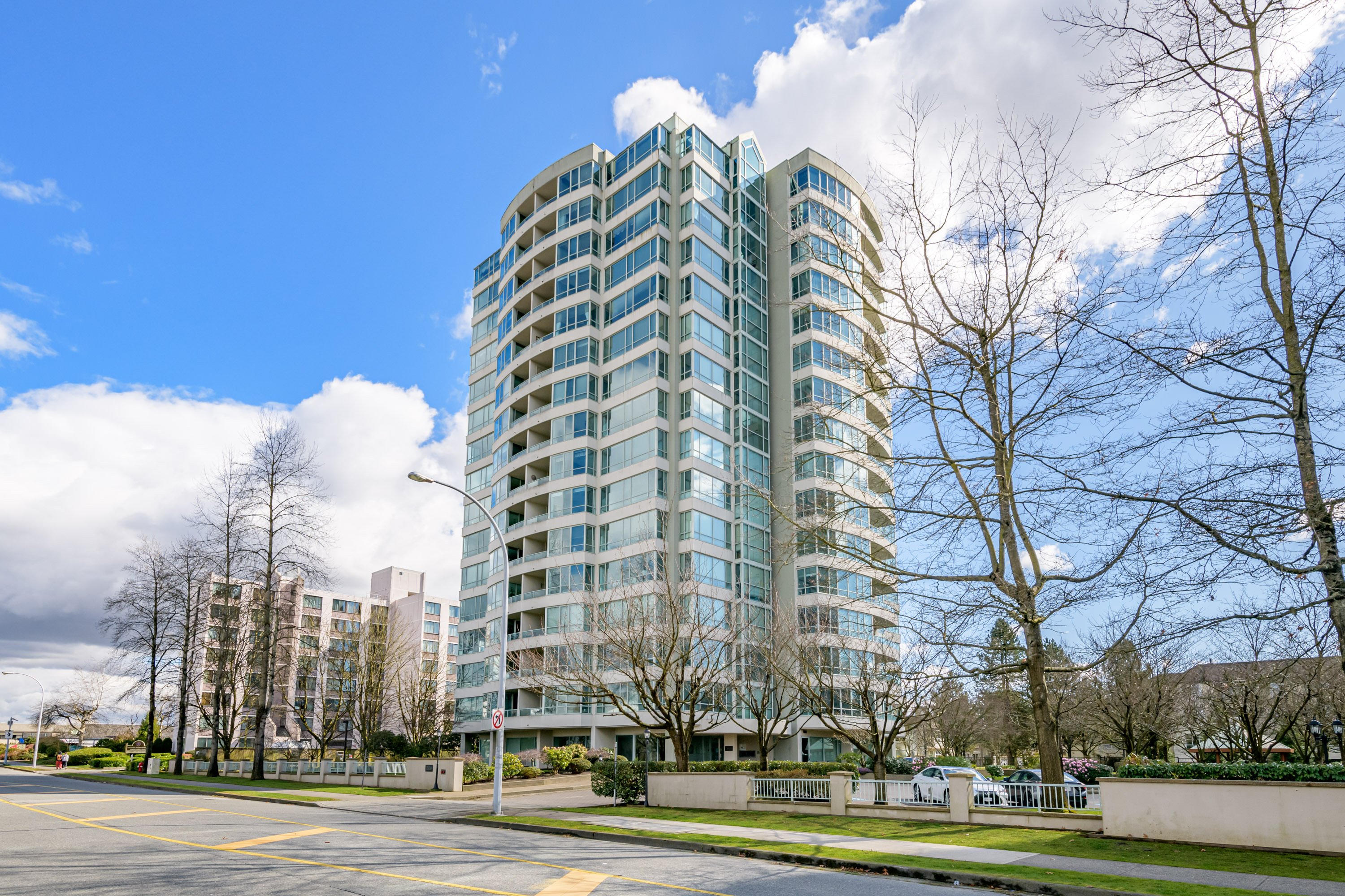 1601 - 15038 101 Avenue, Surrey