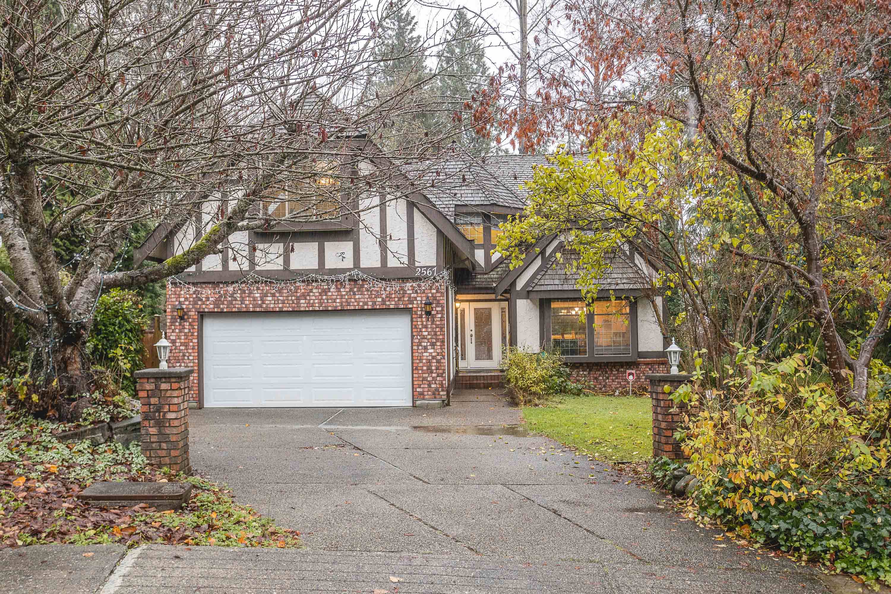 2567 Peregrine Place, Coquitlam