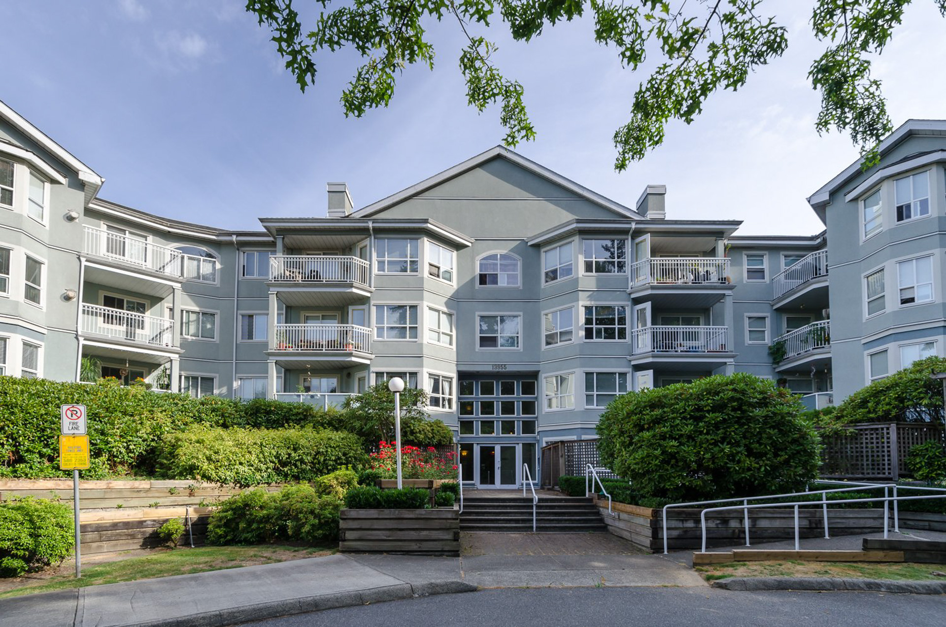 204 - 13955 Laurel Drive, Surrey