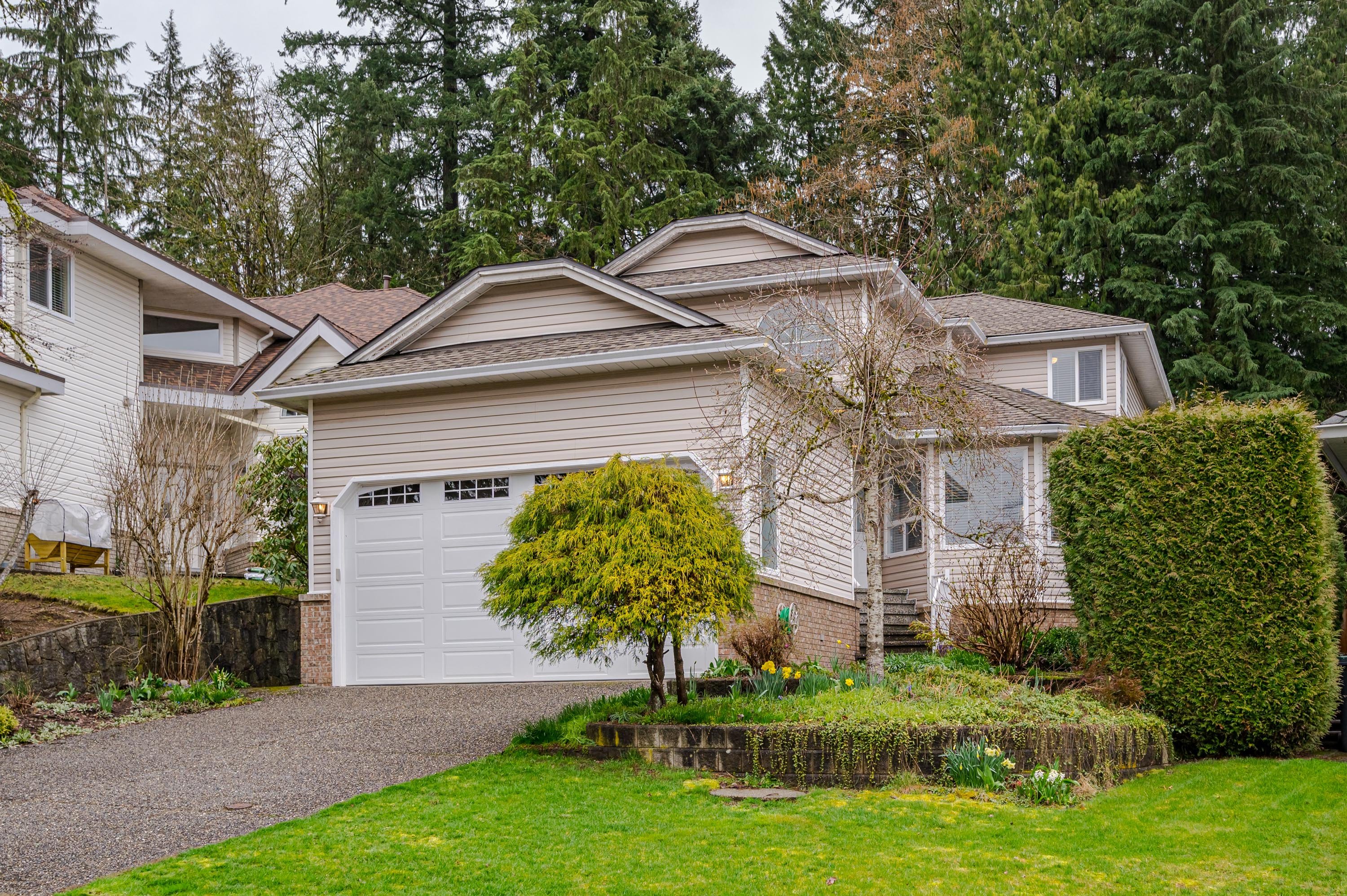 3311 Abbey Lane, Coquitlam