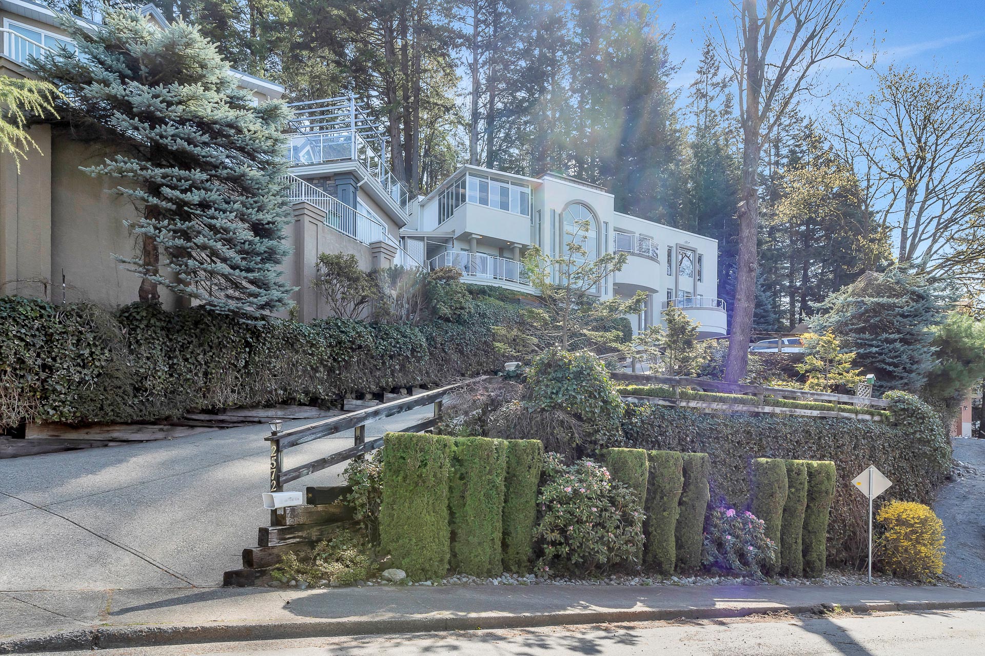 2572 Zurich Drive, Abbotsford