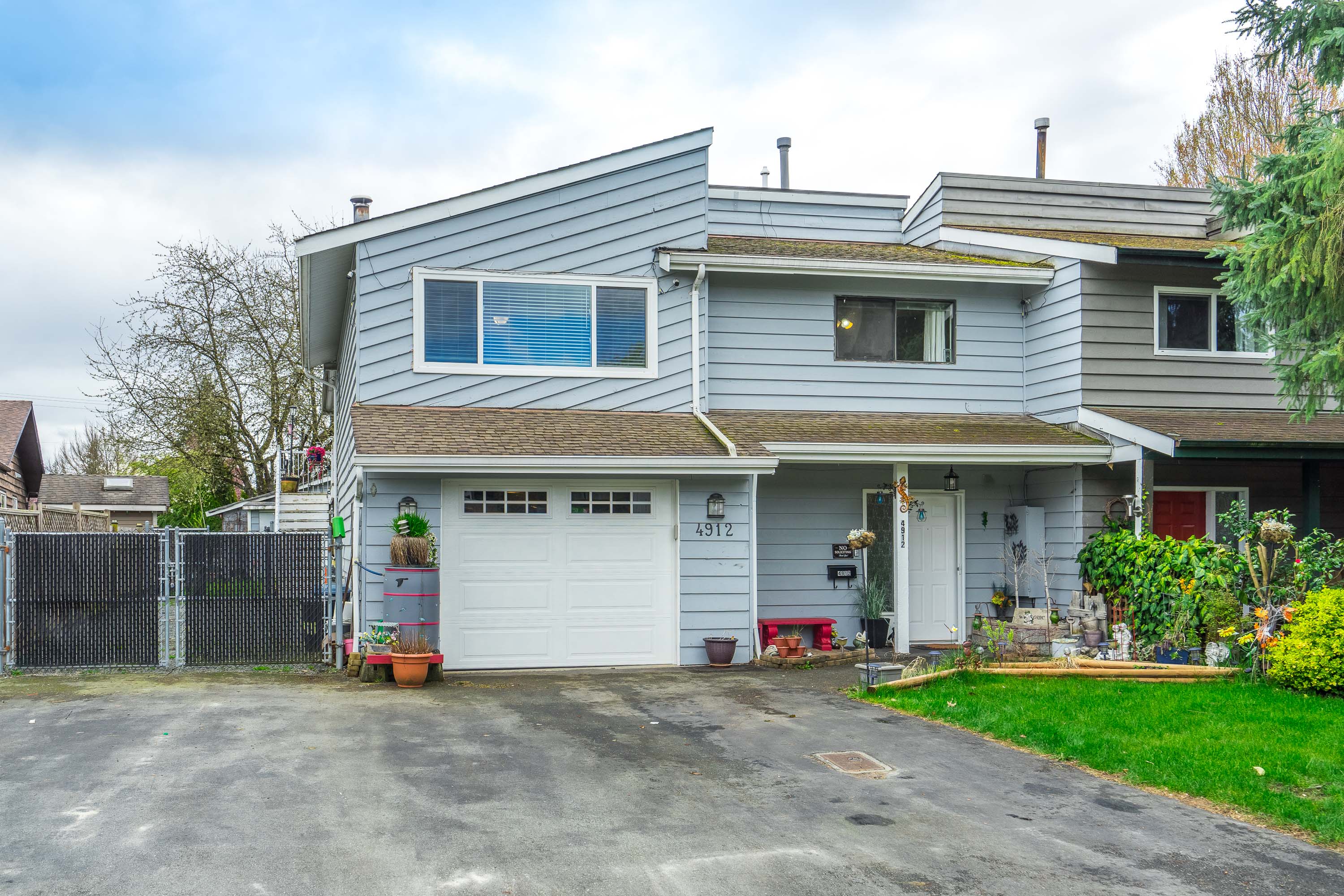 4912 207B Street, Langley