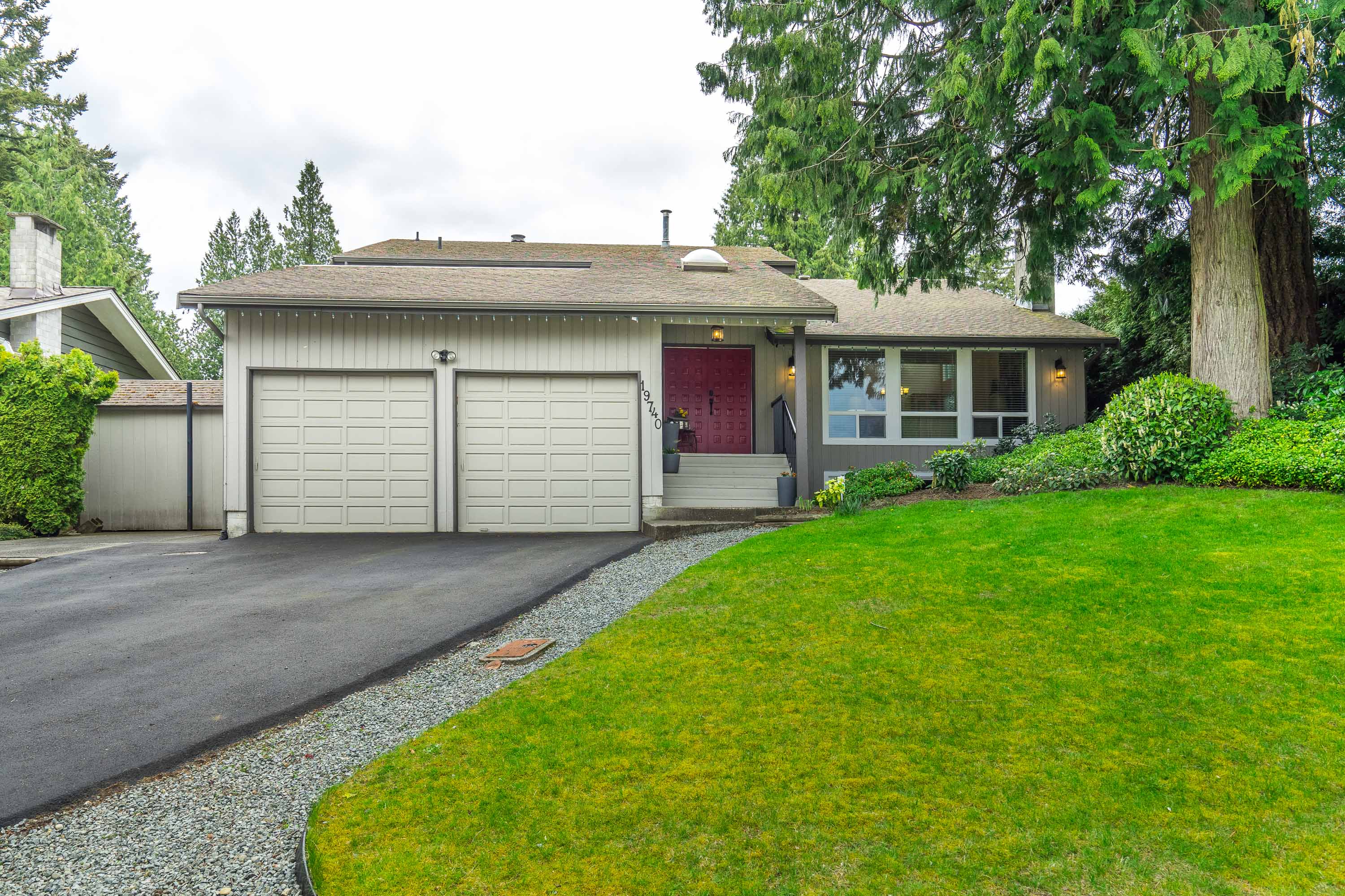 19740 48A Avenue, Langley