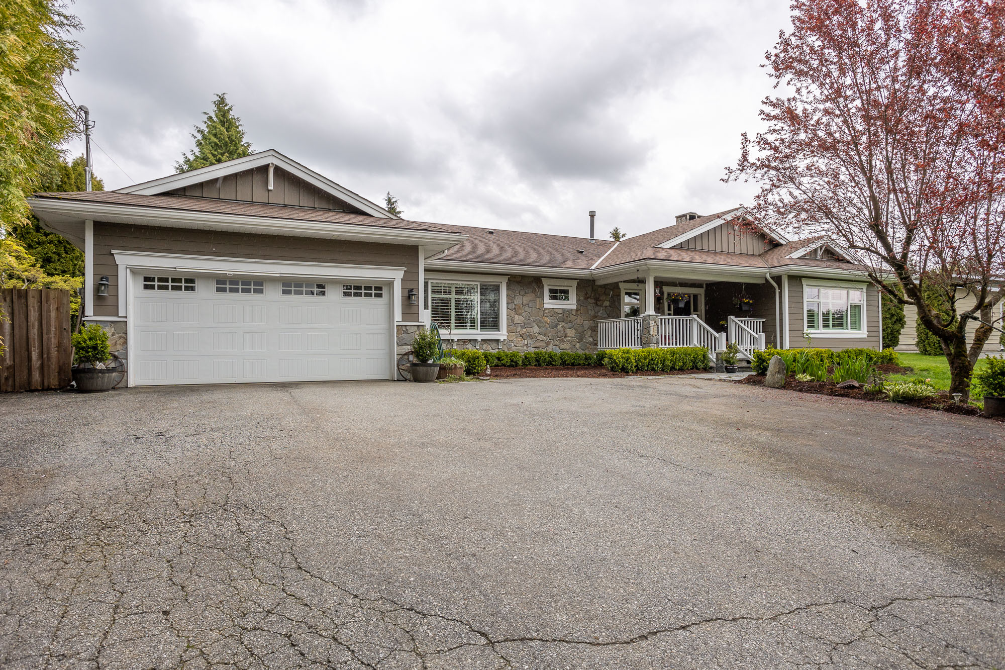 9030 Dewdney Trunk Road, Mission