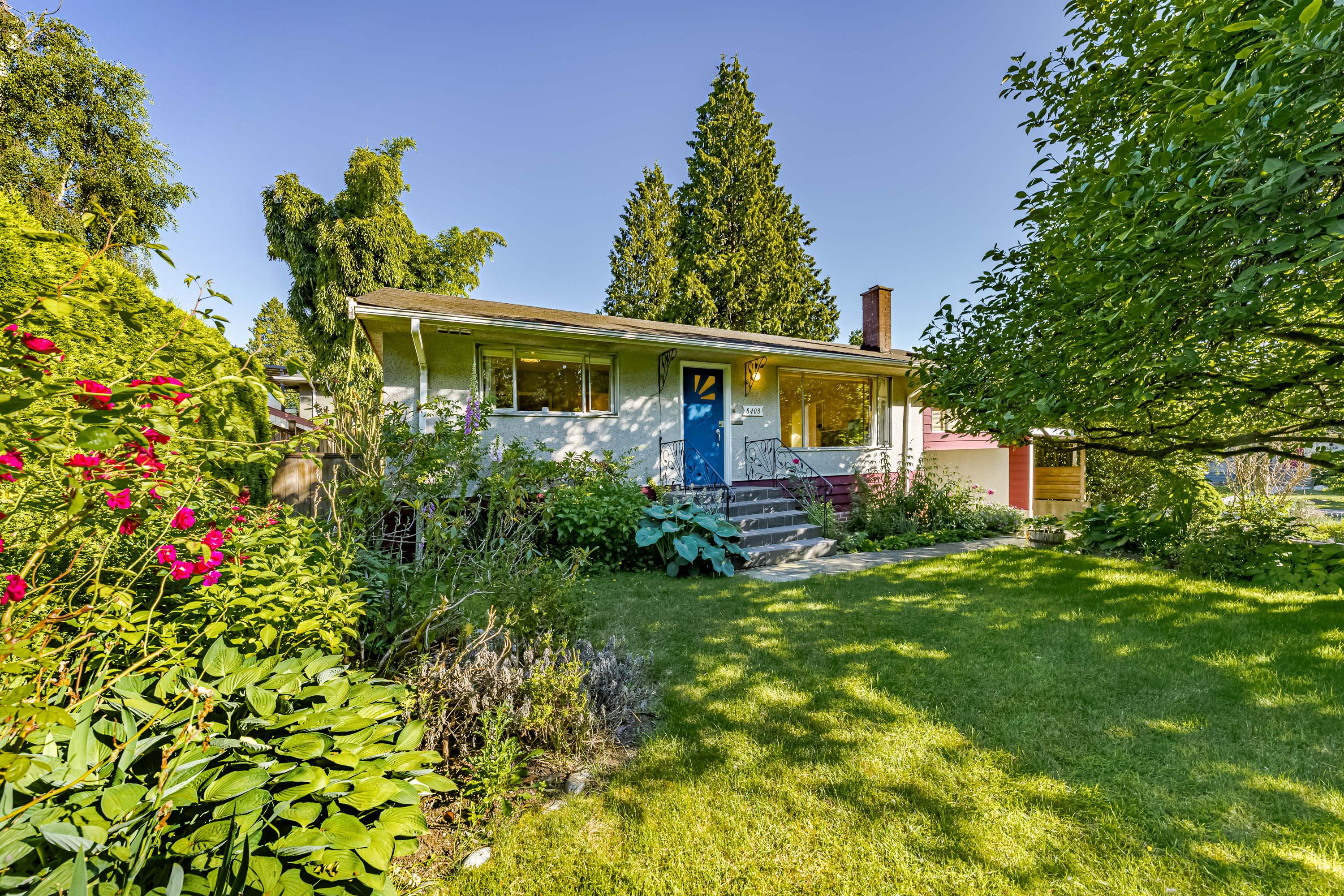 8408 17 Avenue, Burnaby