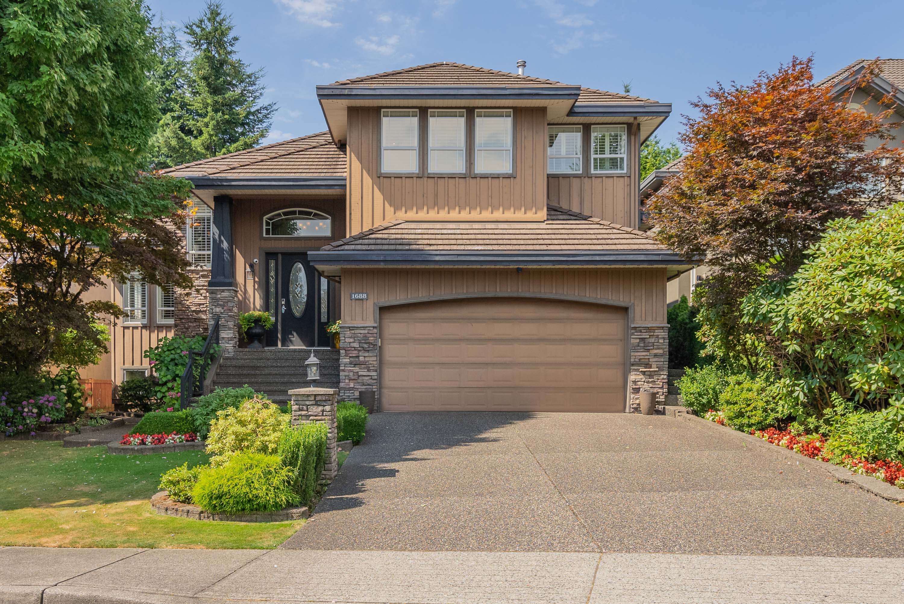 1688 Keystone Place, Coquitlam