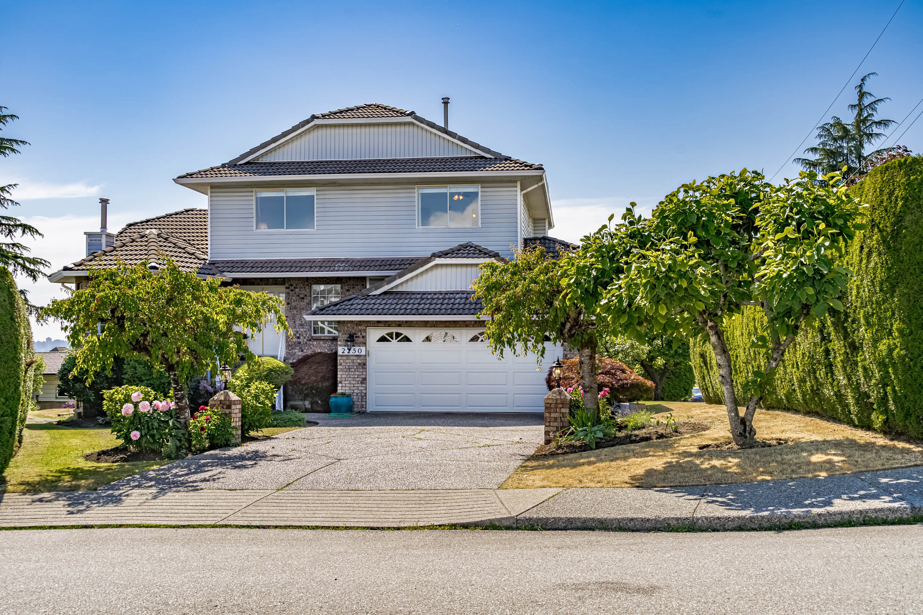 2250 Lorraine Avenue, Coquitlam