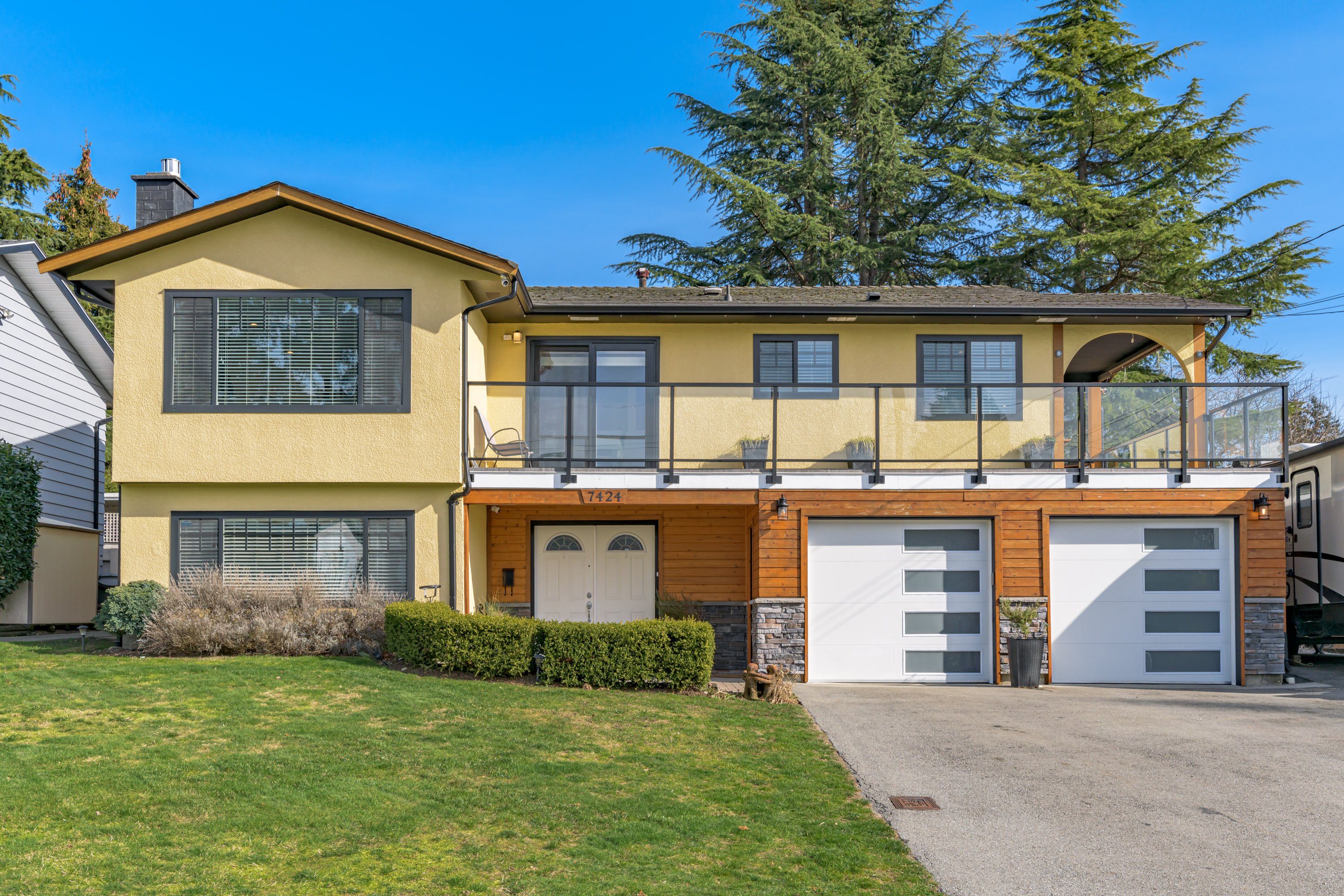 7424 Minster Drive West, Delta