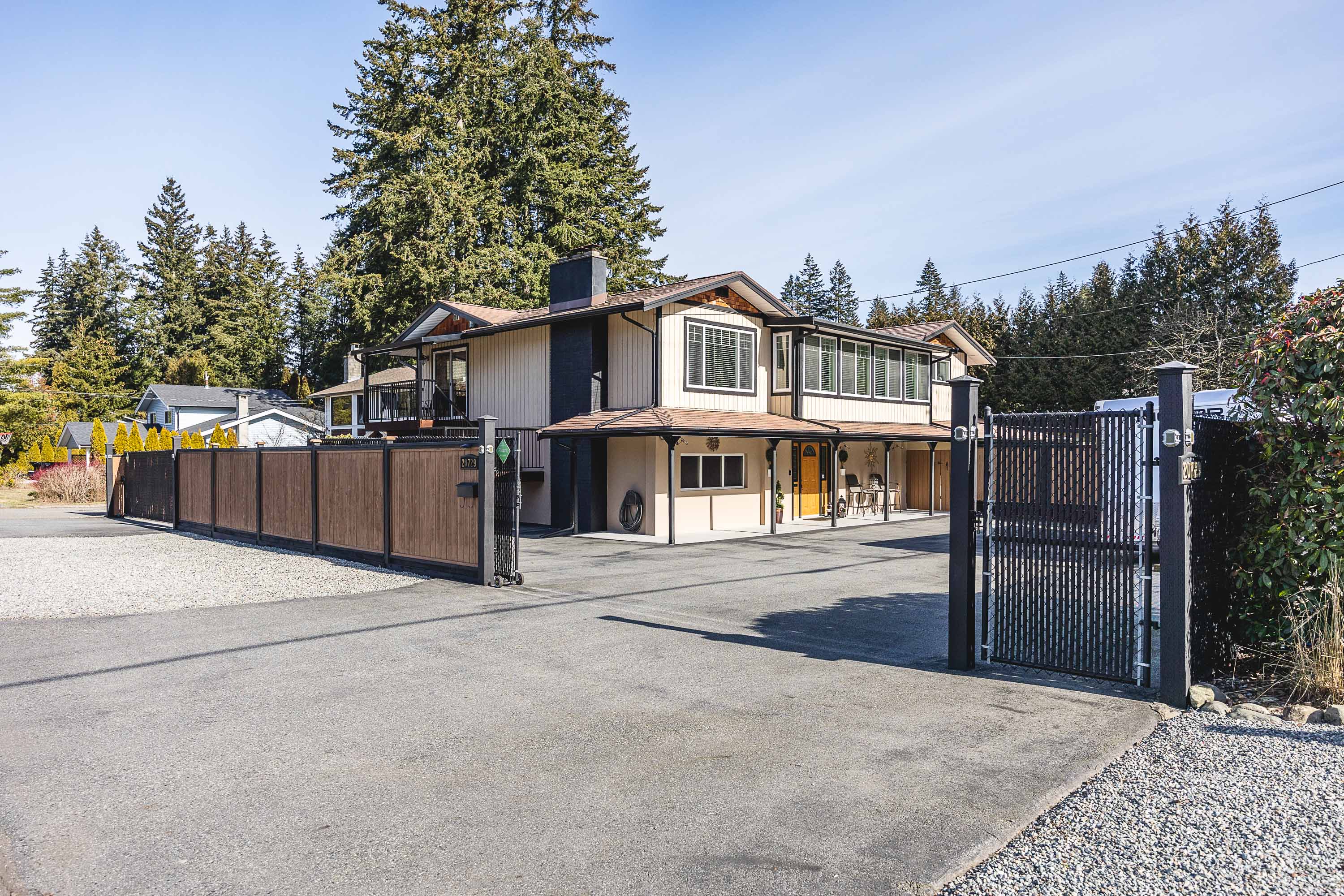 20729 40 Avenue, Langley