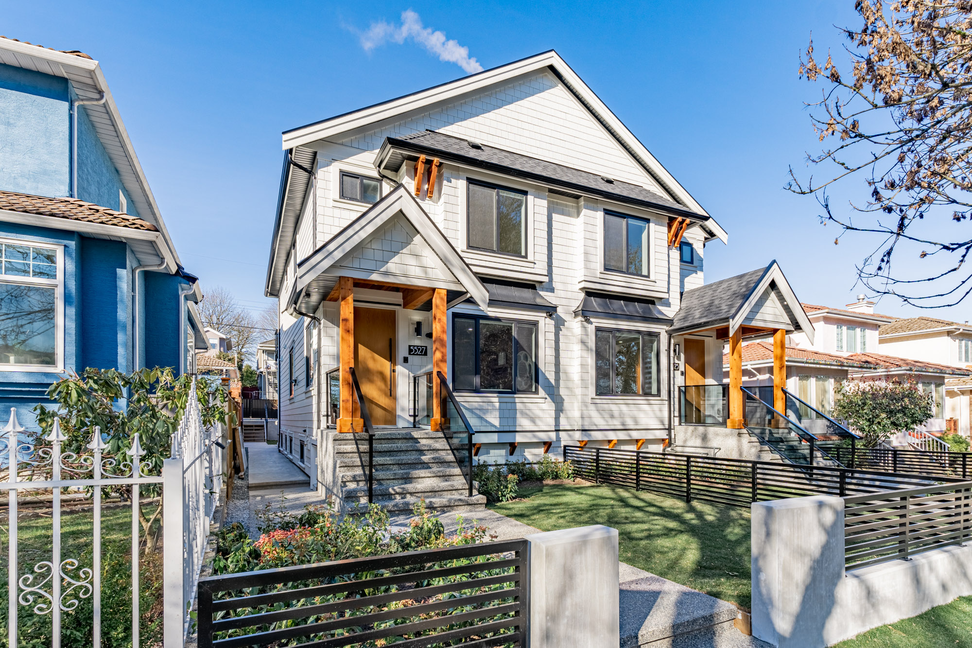 5527 Earles Street, Vancouver