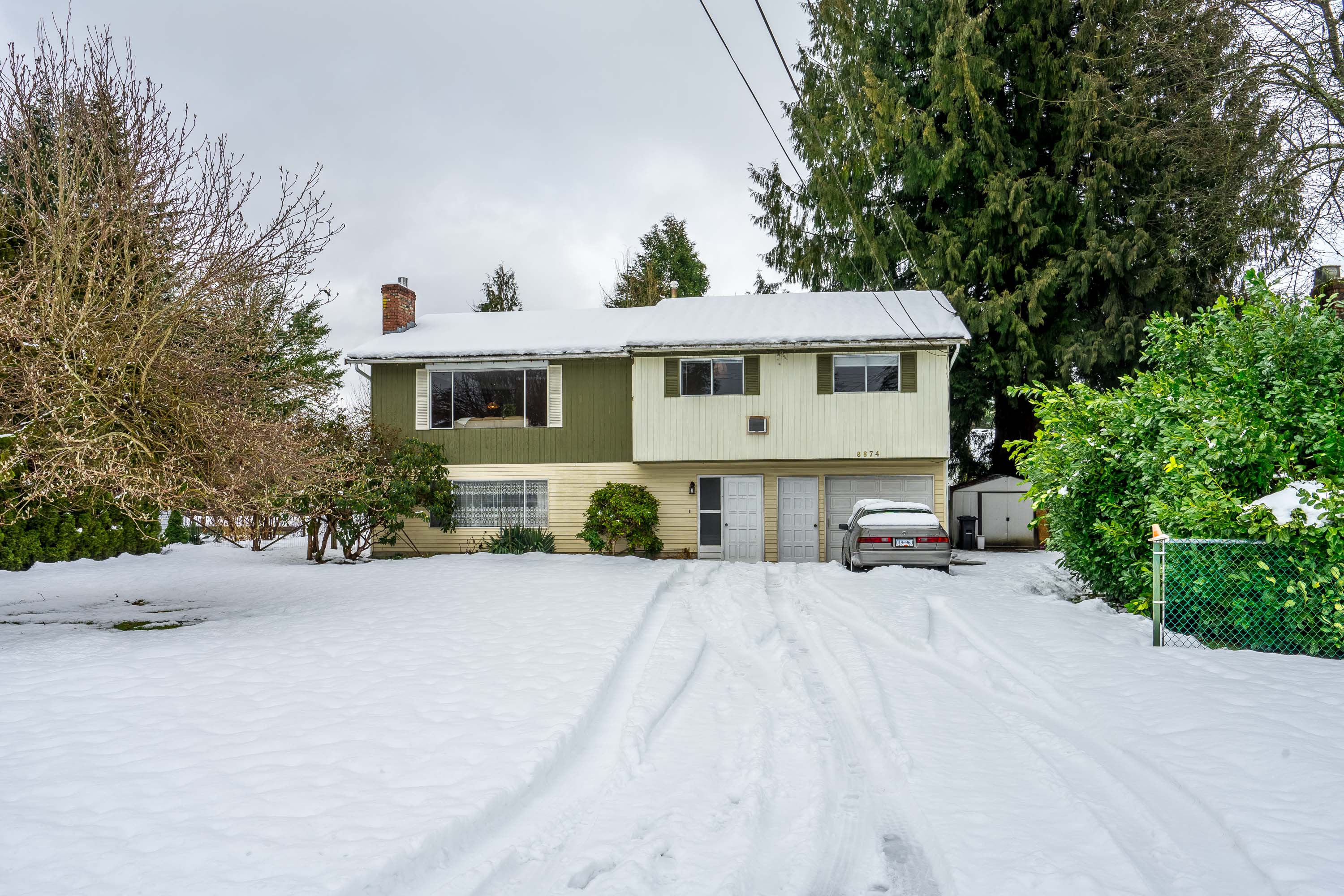 8874 Trattle Street, Langley