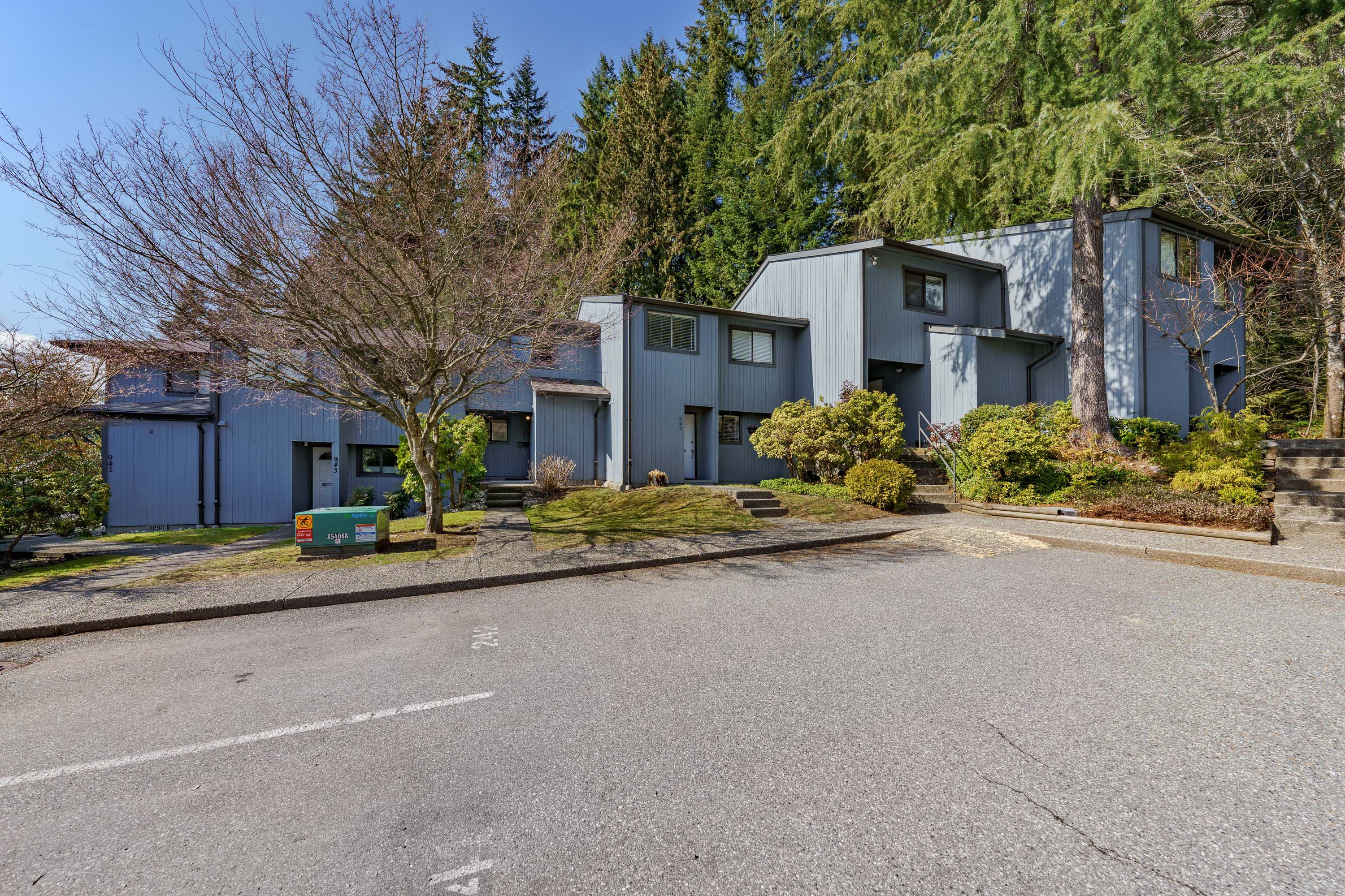 945 Blackstock Road, Port Moody