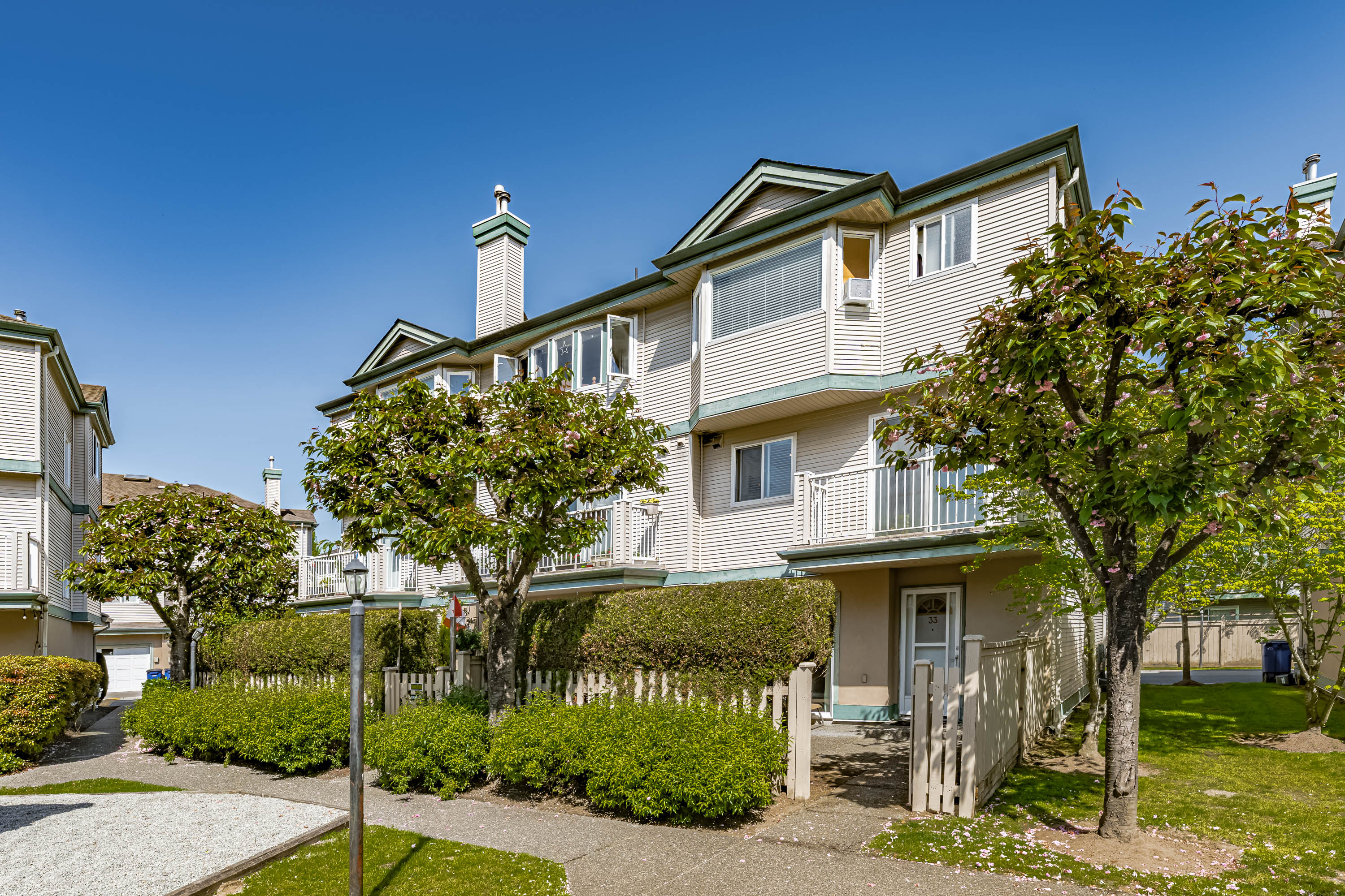 33 - 22800 Windsor Court, Richmond