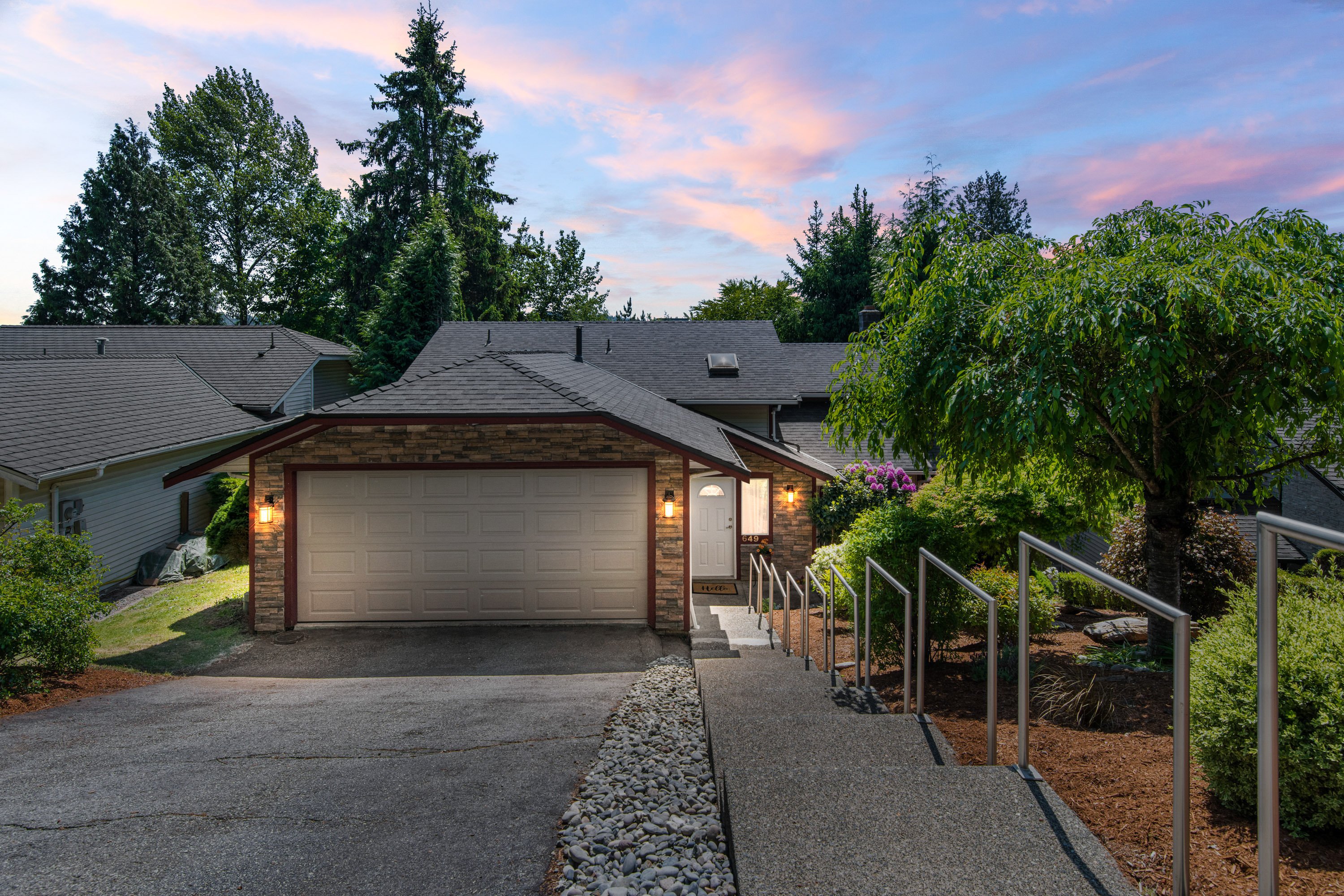 649 Thurston Close, Port Moody