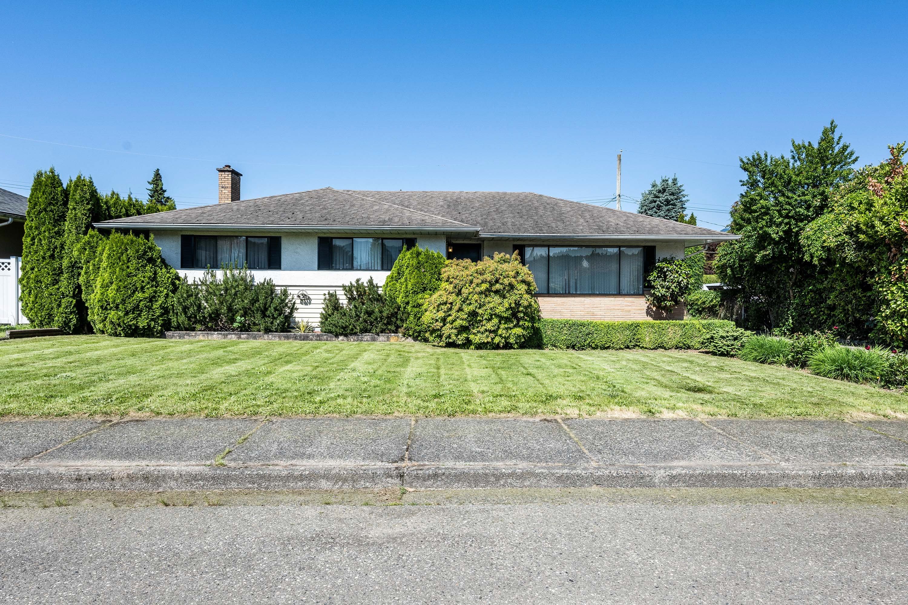 9745 Heather Street, Chilliwack