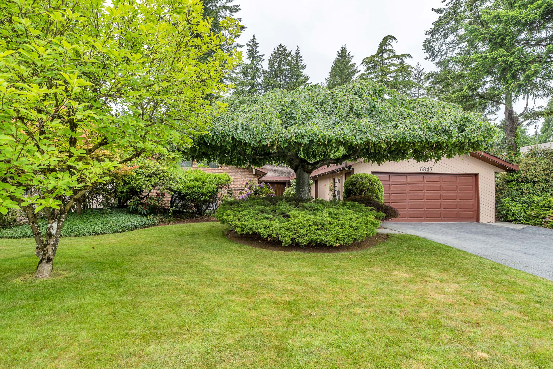 6847 Ryall Crescent, North Delta