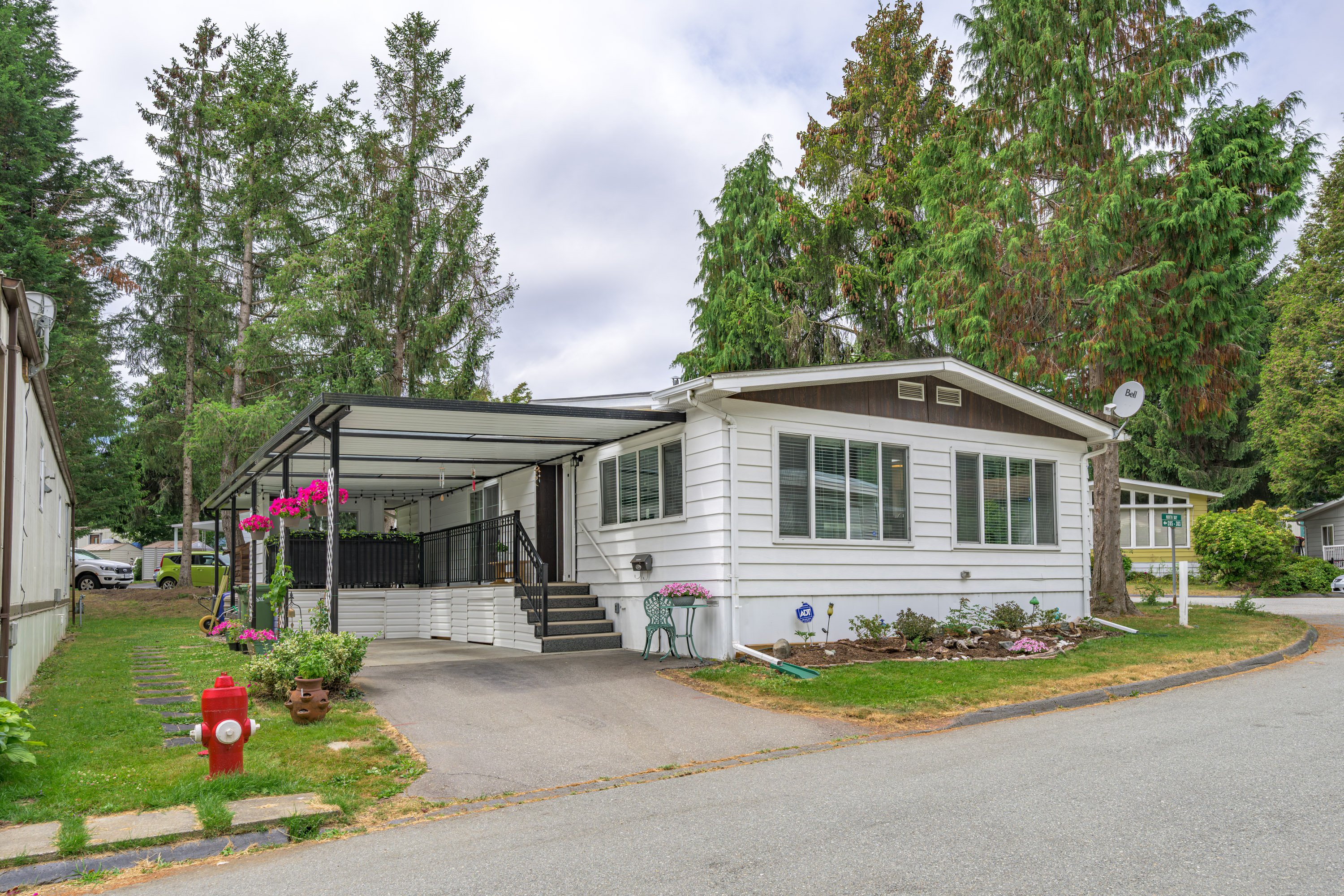 285 - 1840 160 Street, Surrey