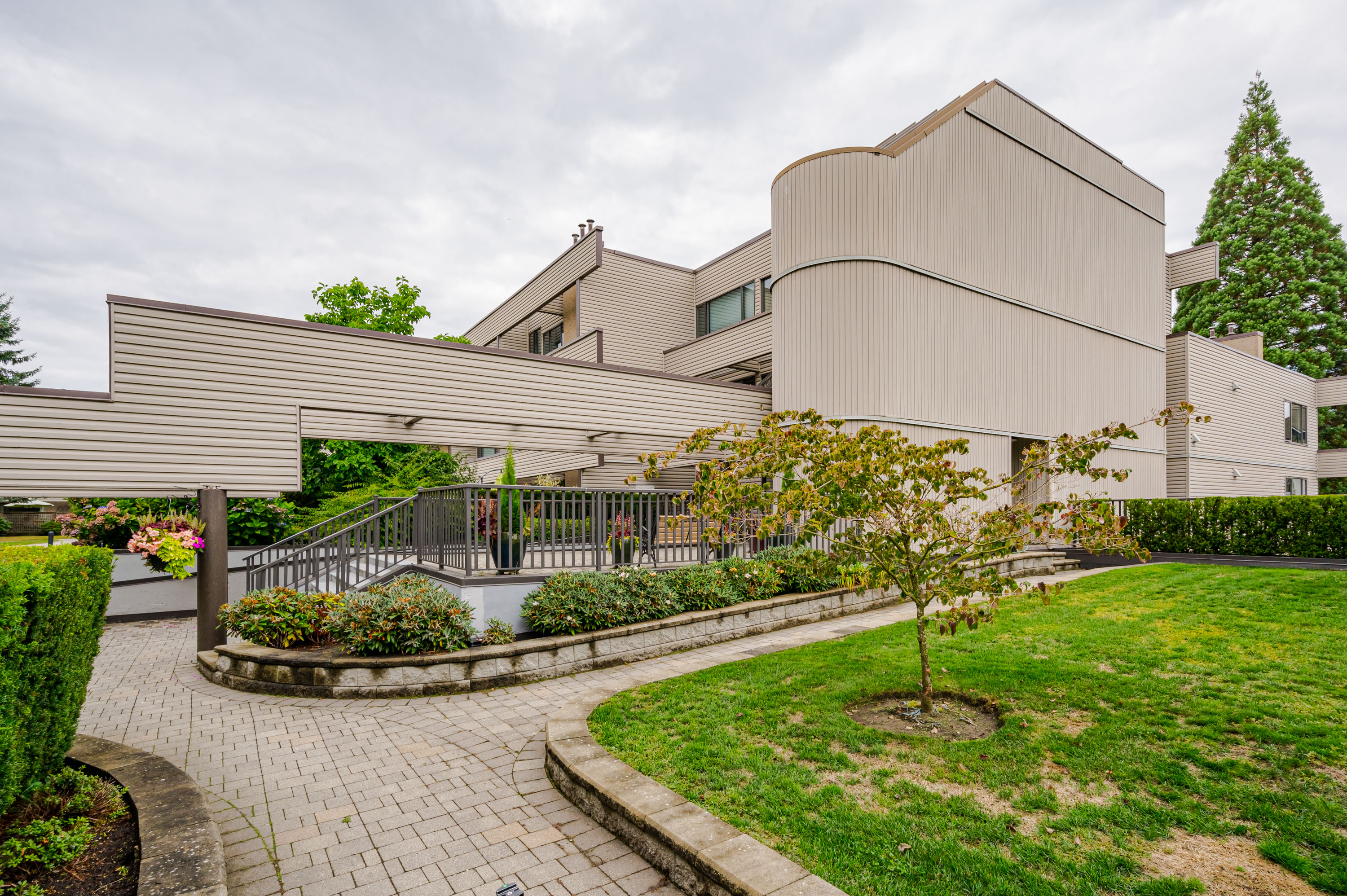 113 - 15275 19 Avenue, Surrey