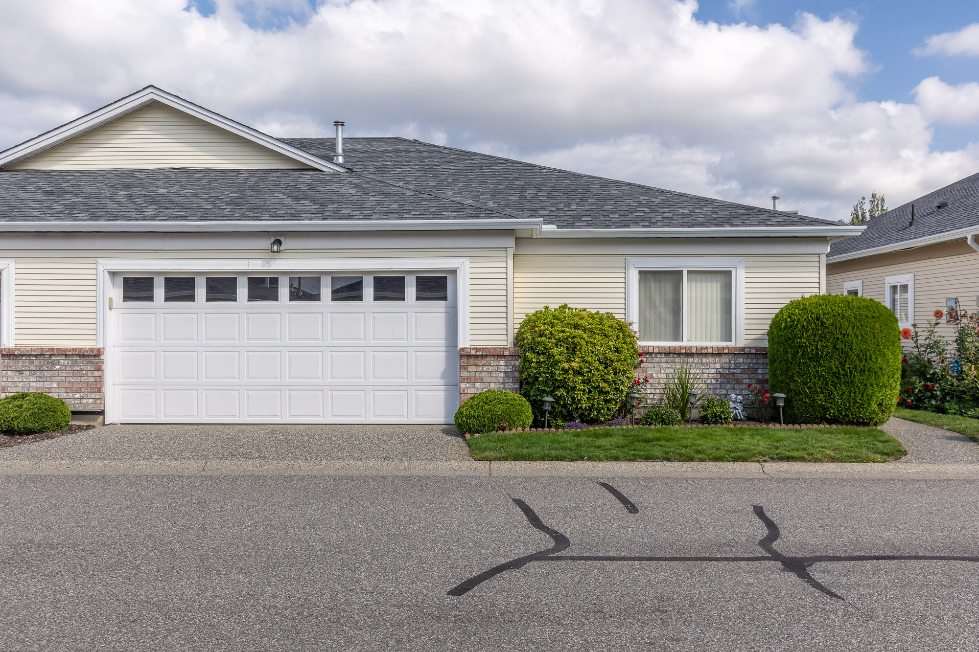 201 - 8485 Young Road, Chilliwack