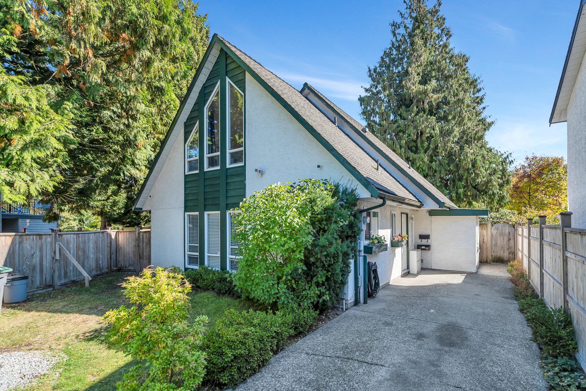 13266 67 Avenue, Surrey