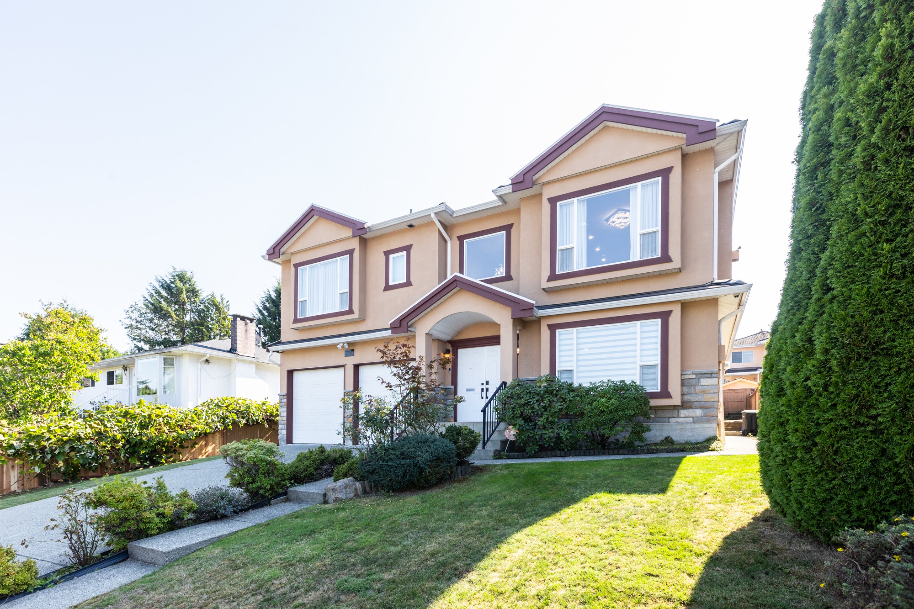 5758 Burns Place, Burnaby