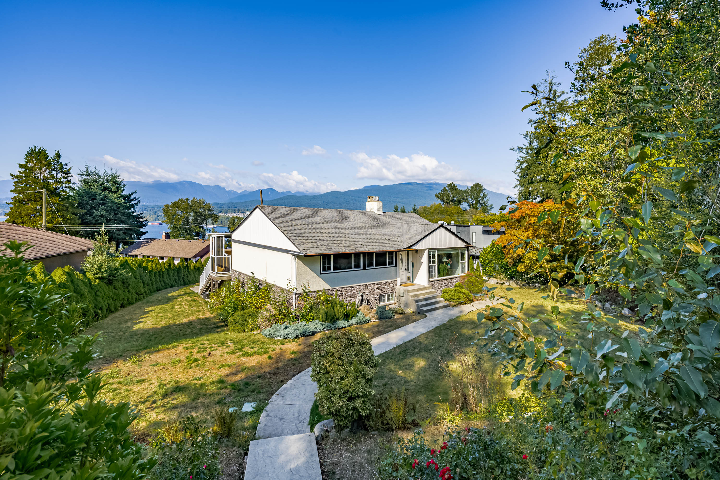 7263 Inlet Drive, Burnaby