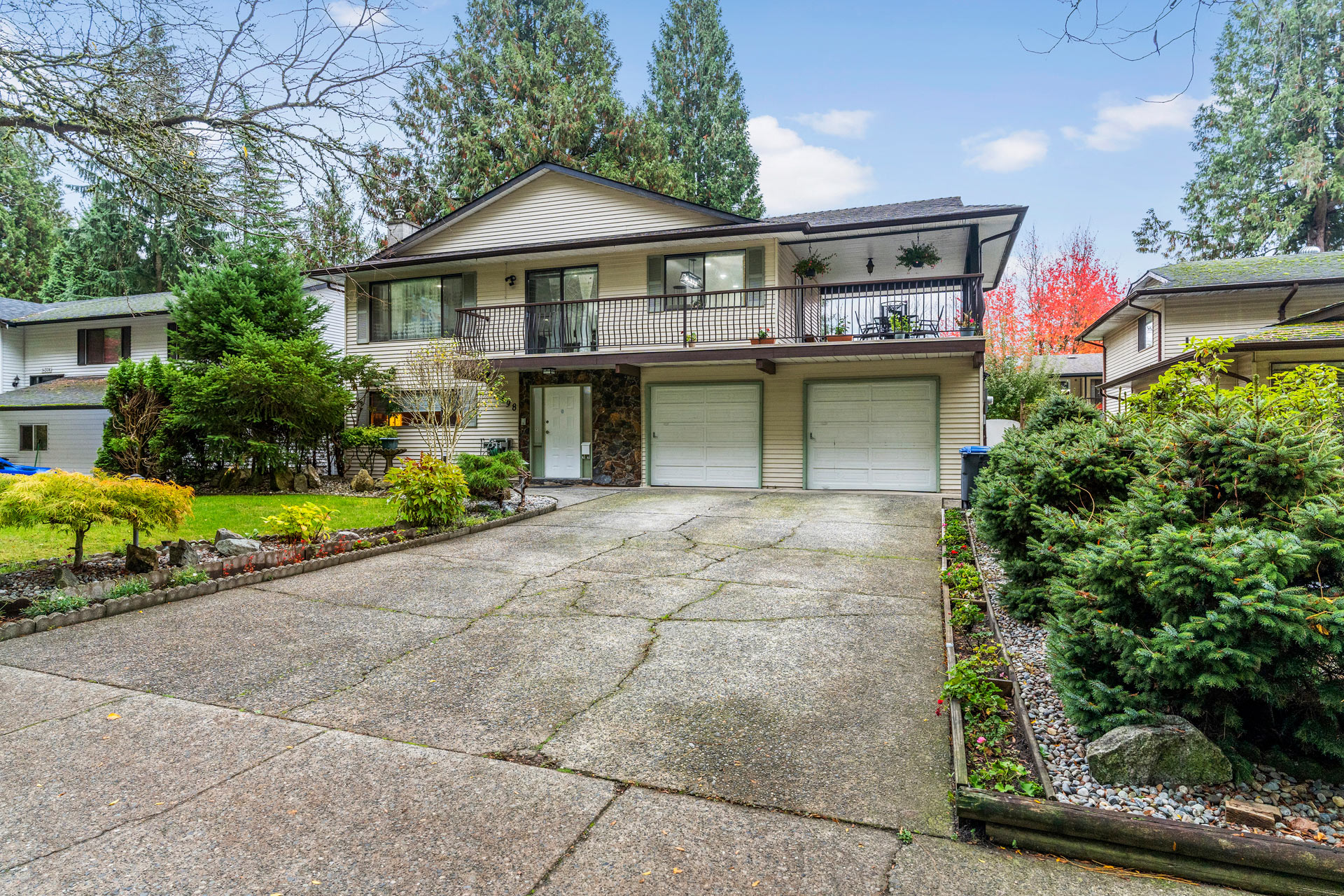 14498 92 Avenue, Surrey