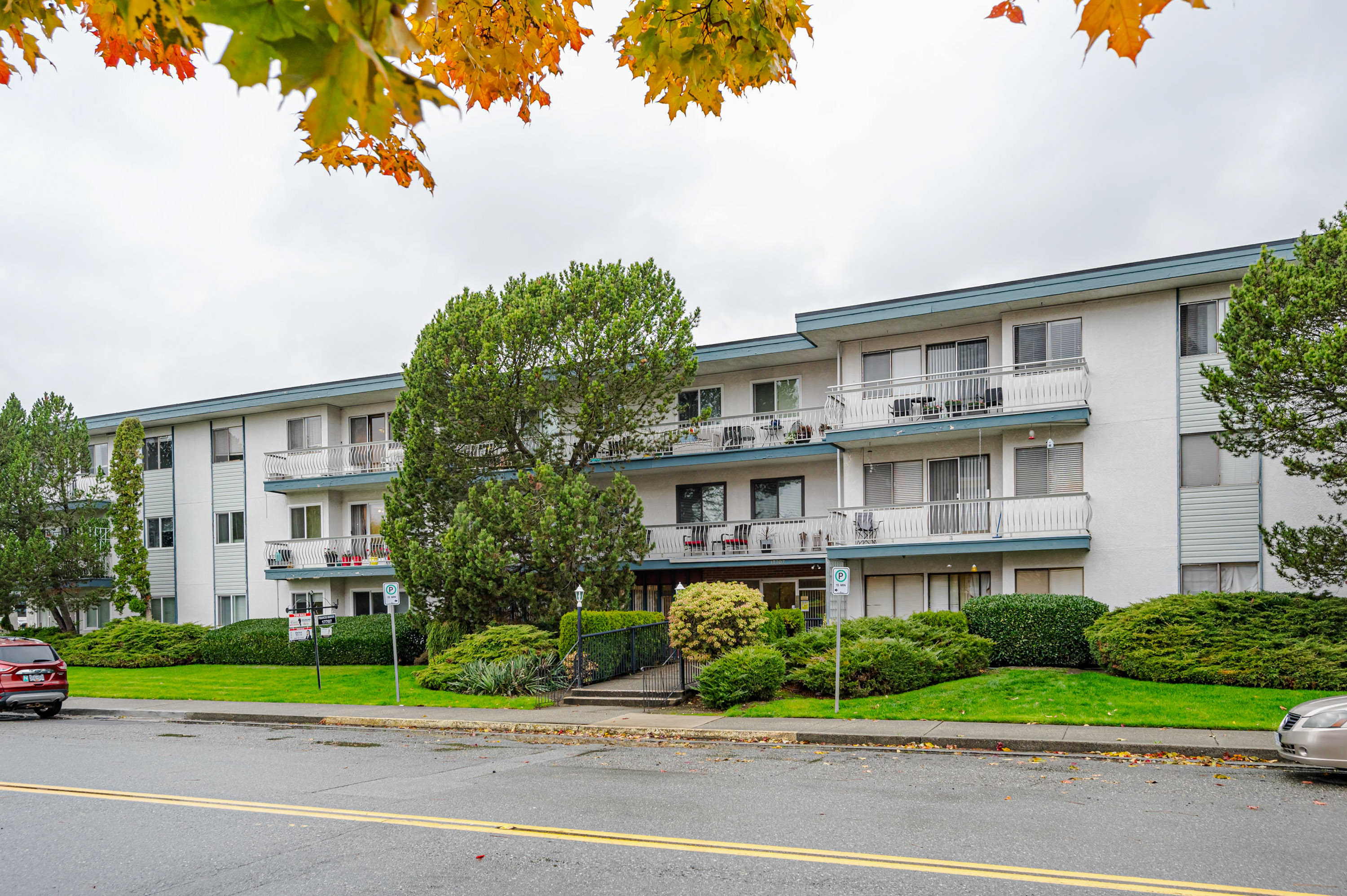 211 - 17707 57A Street, Surrey