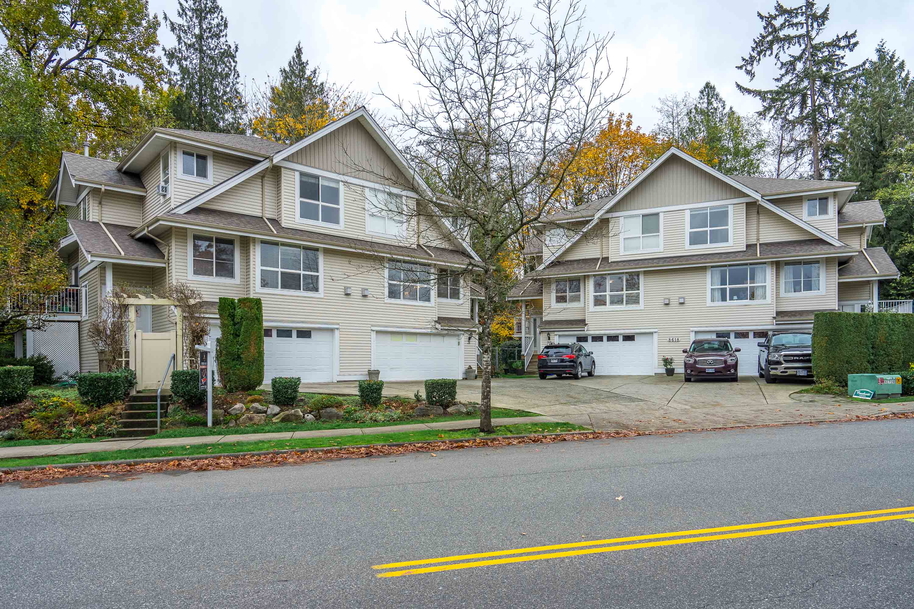 31 - 8618 209 Street, Langley