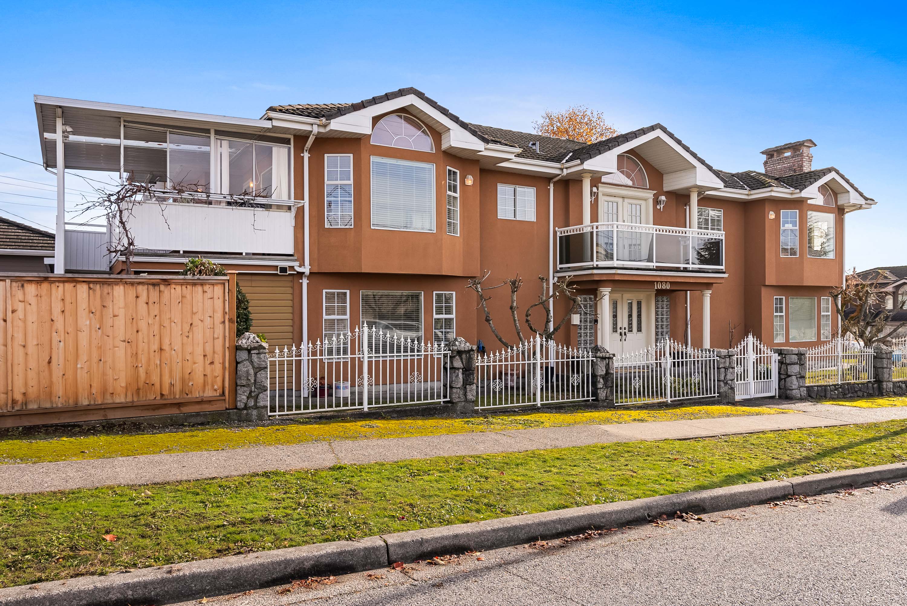 1080 Gilmore Avenue, Burnaby