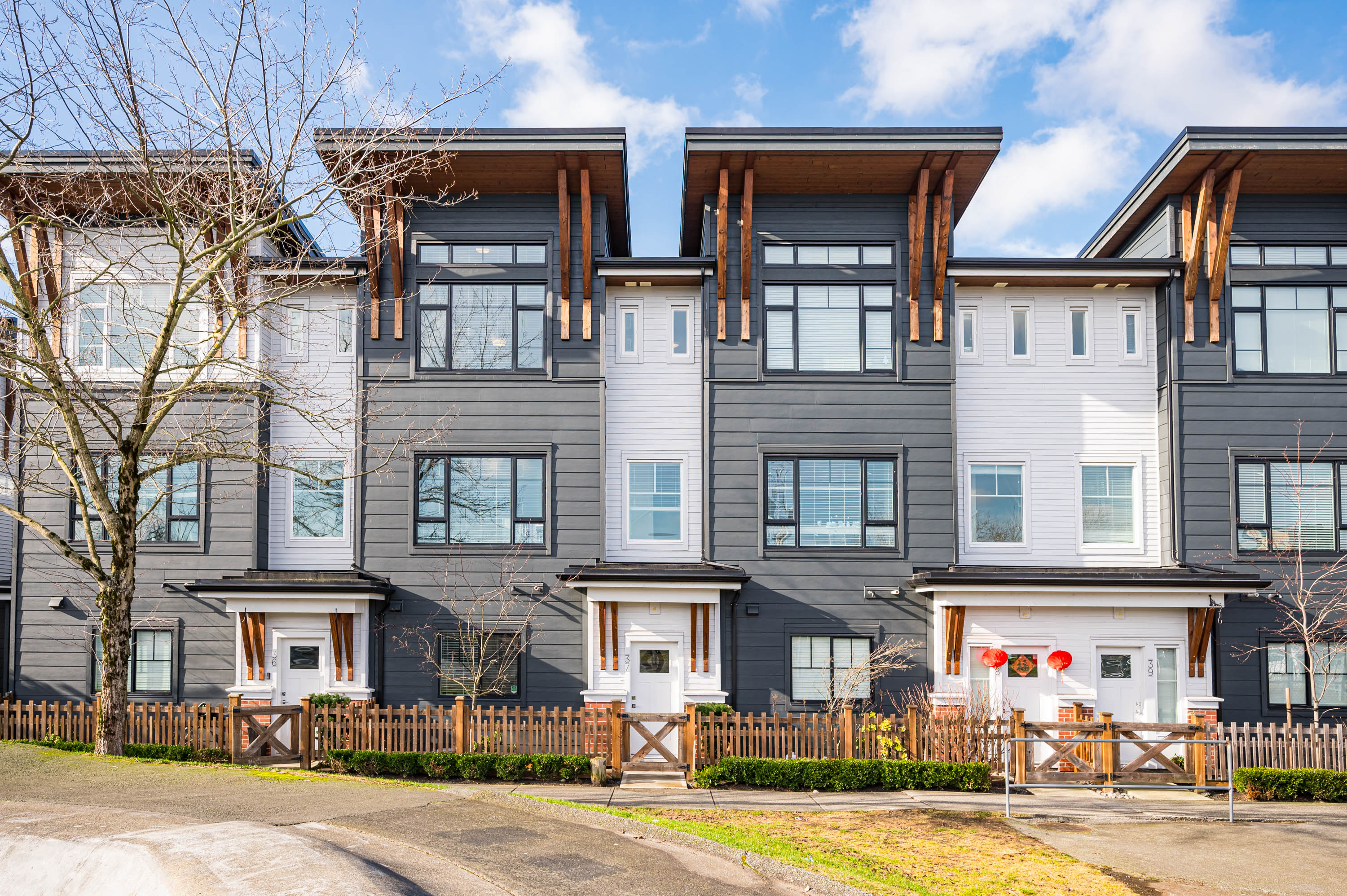 37 - 22128 48A Avenue, Langley