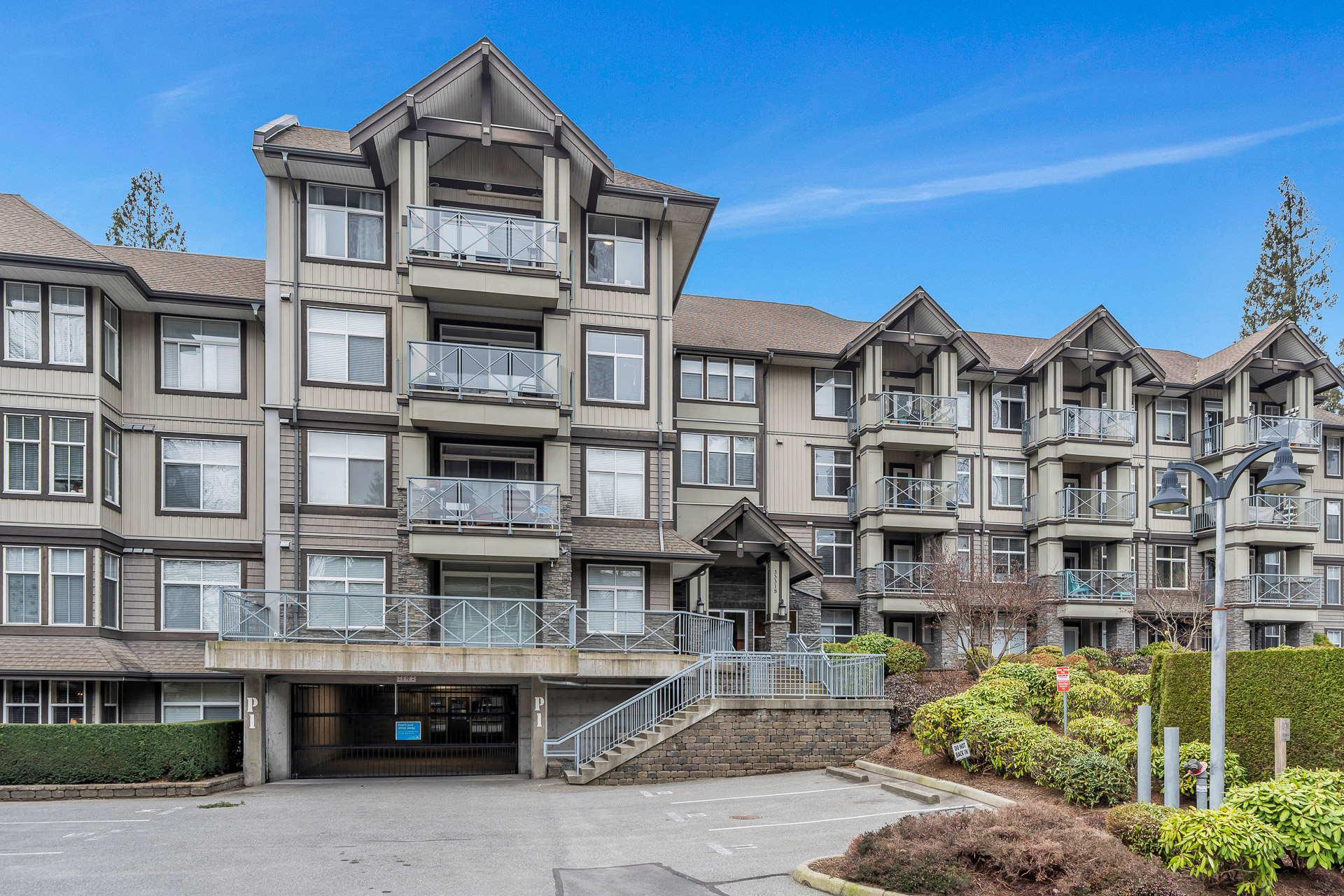 316 - 33318 Bourquin E Crescent, Abbotsford