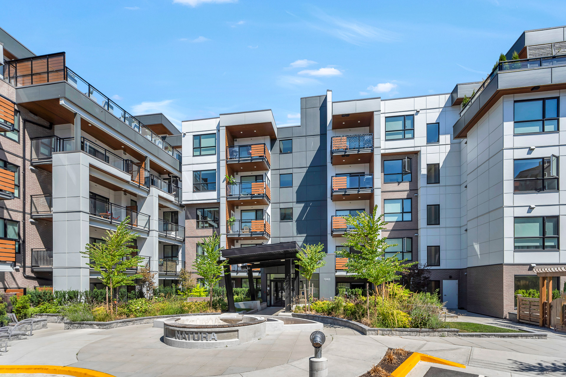 211 - 3182 Gladwin Road, Abbotsford