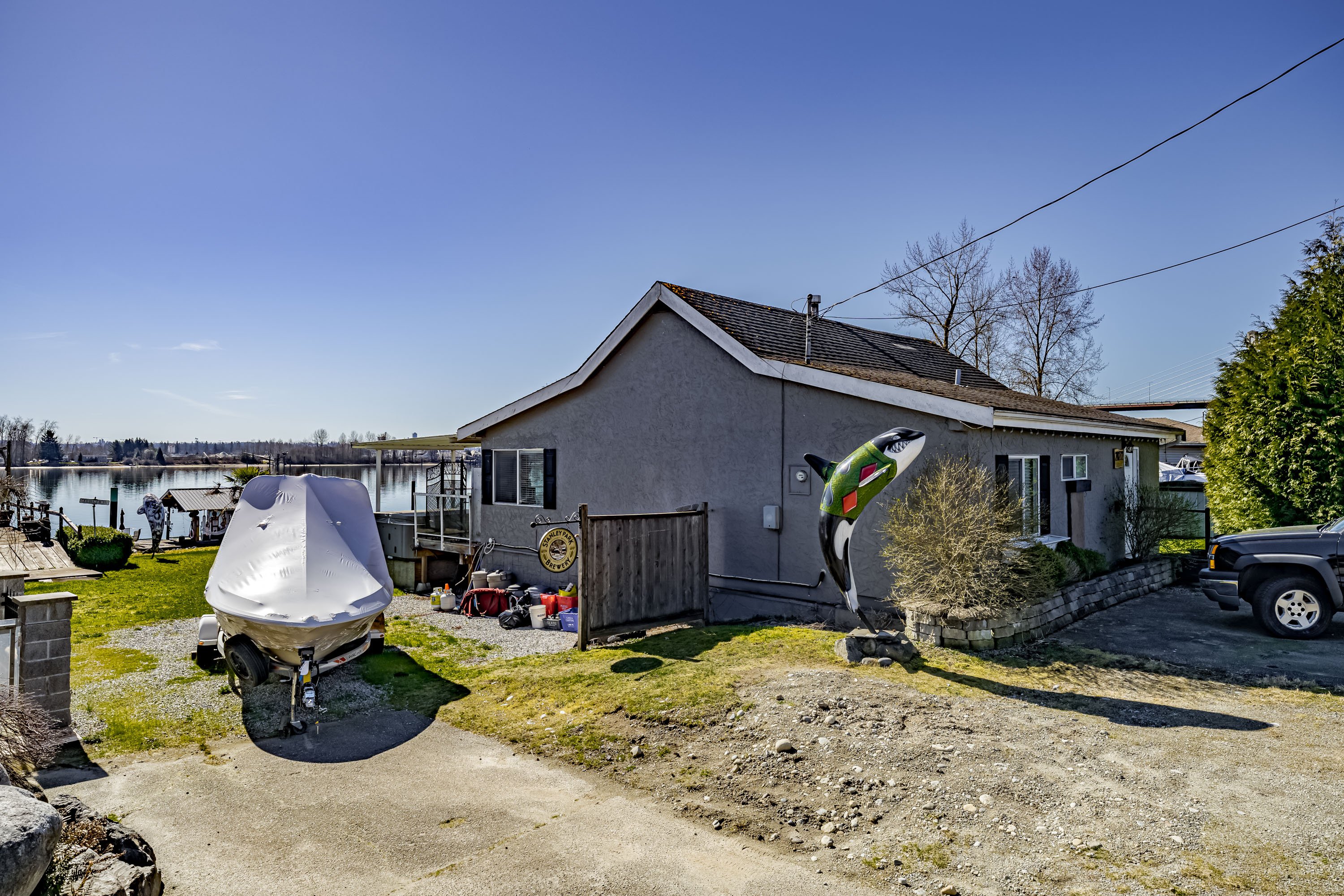 20272 Wharf Street, Maple Ridge