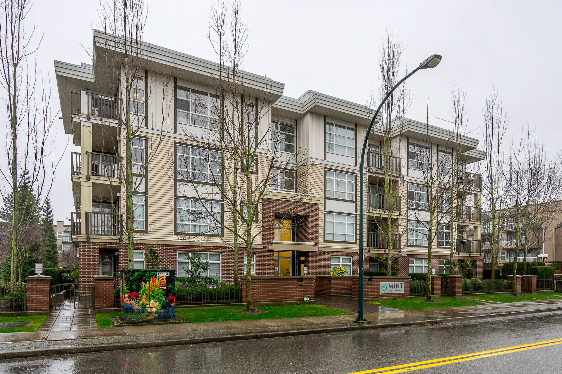 302 - 15168 19 Avenue, Surrey