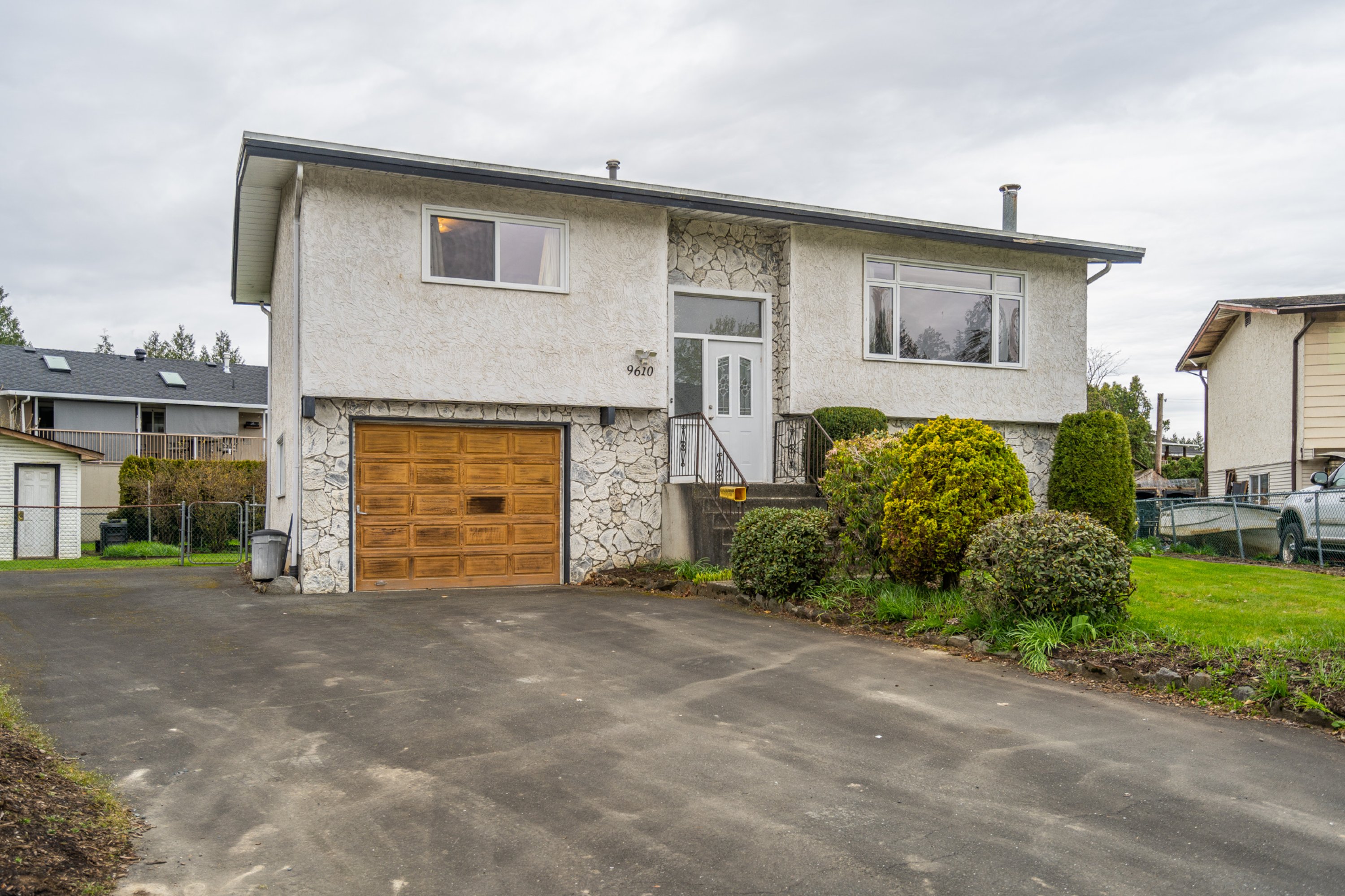 9610 Aberdeen Crescent, Chilliwack