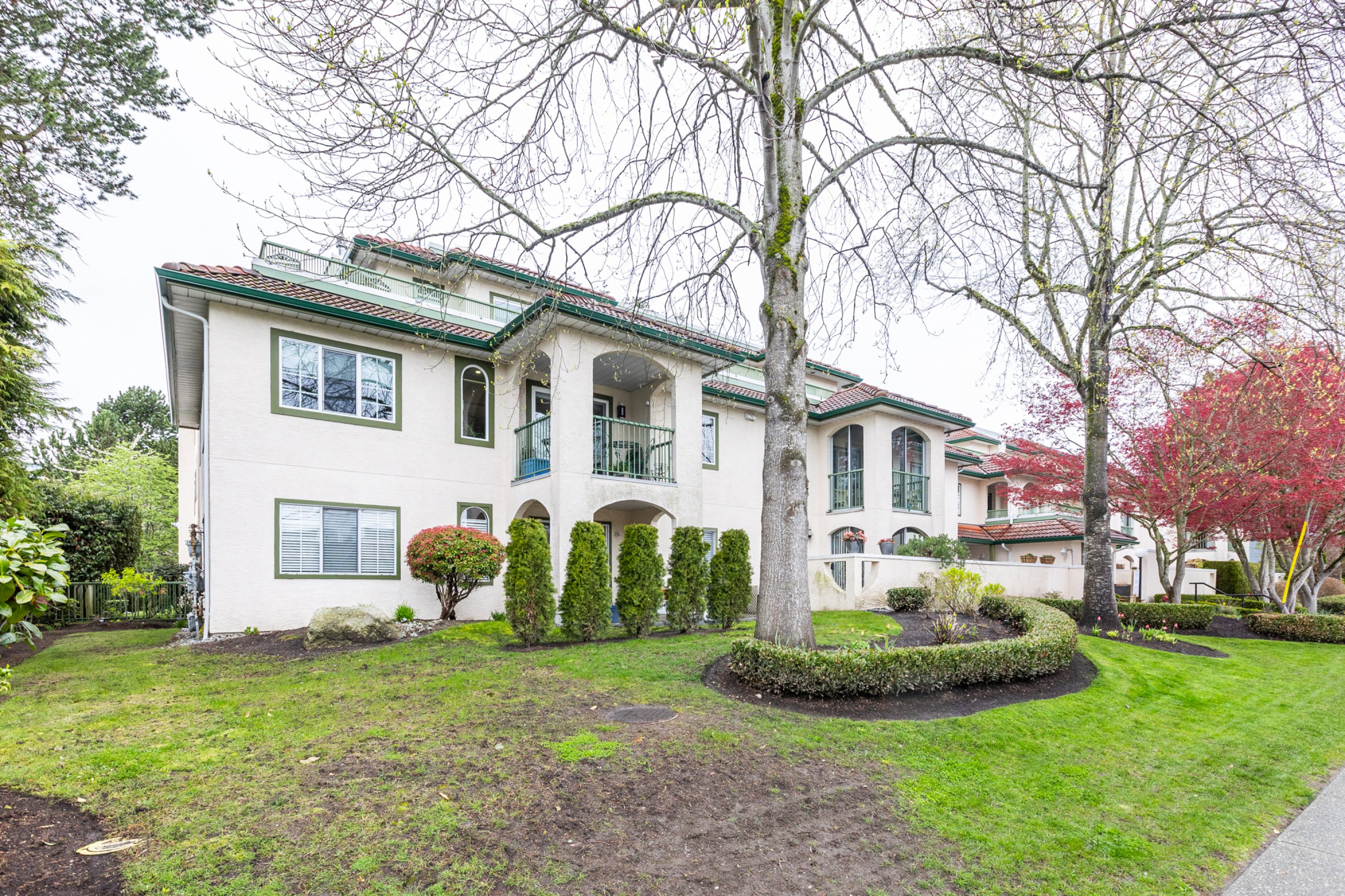 101 - 1447 Best Street, White Rock